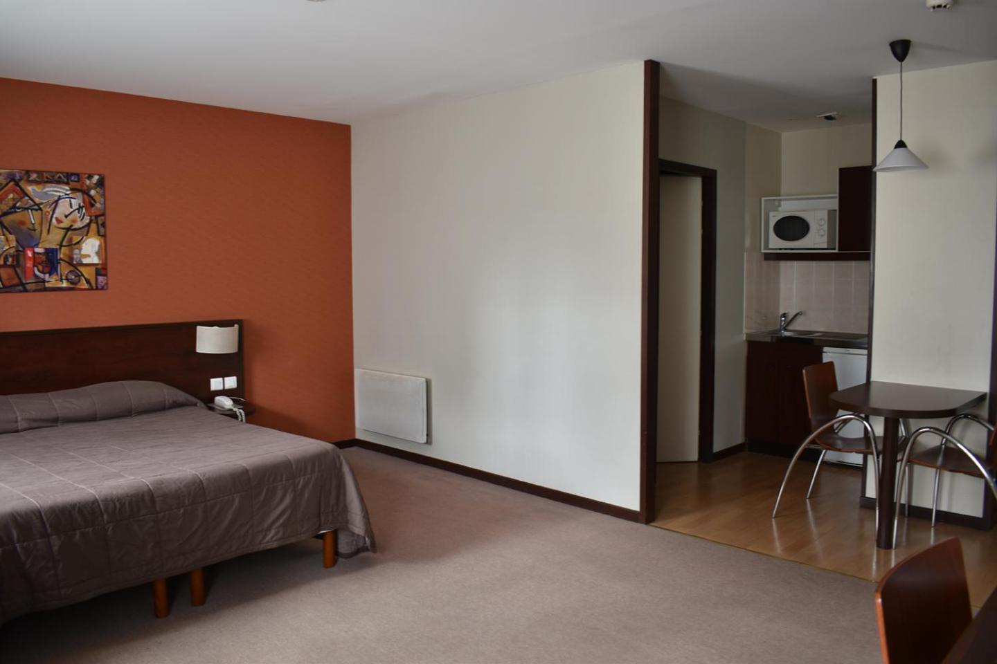 Comfort Double Room with Kitchenette photo 3