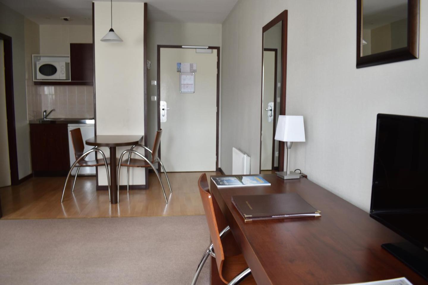 Comfort Double Room with Kitchenette photo 2