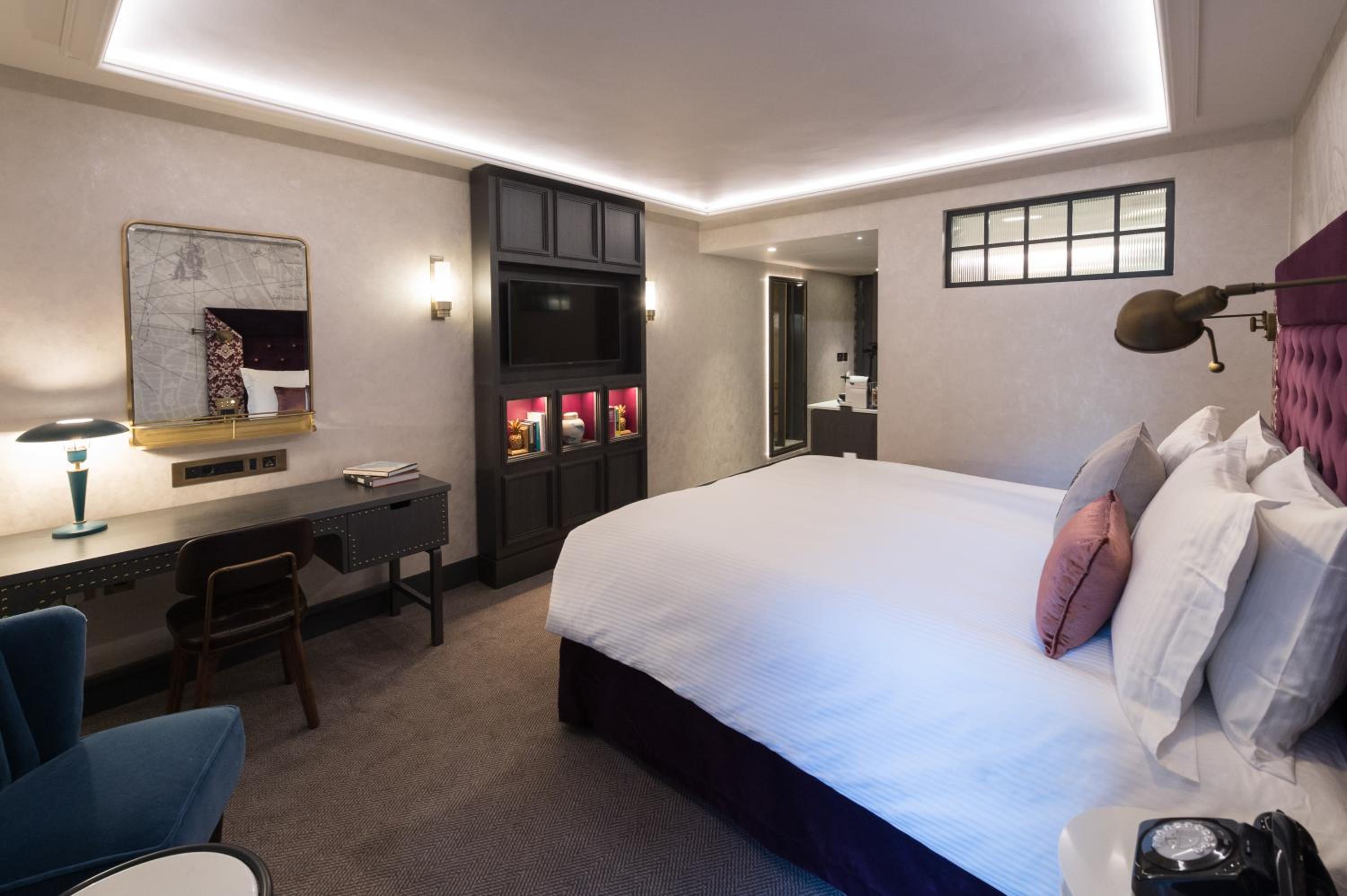 Deluxe Double Room photo 3