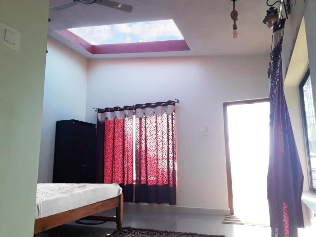 Double Room with Balcony and Sea View