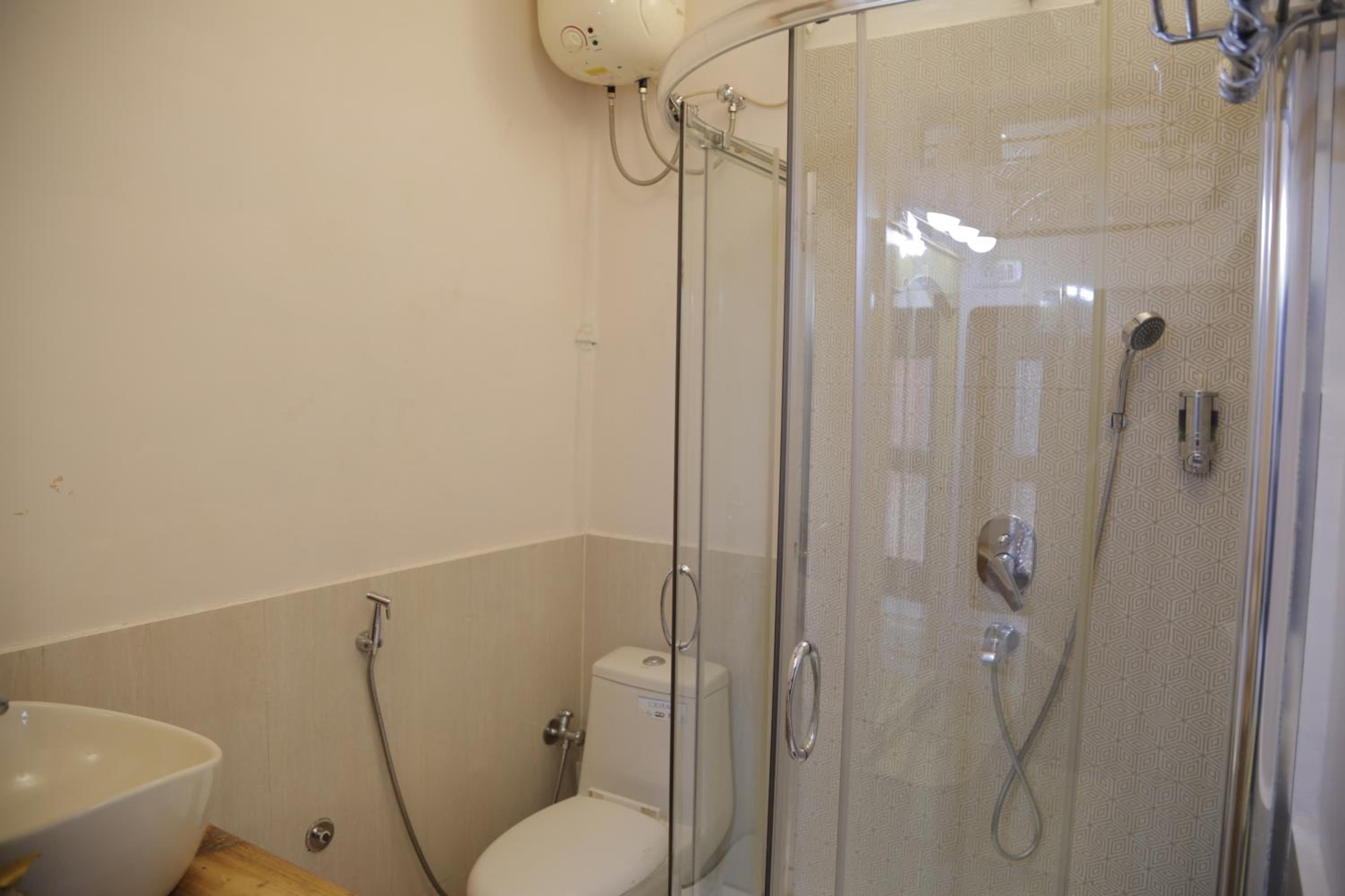 Double Room with Private Bathroom photo 3