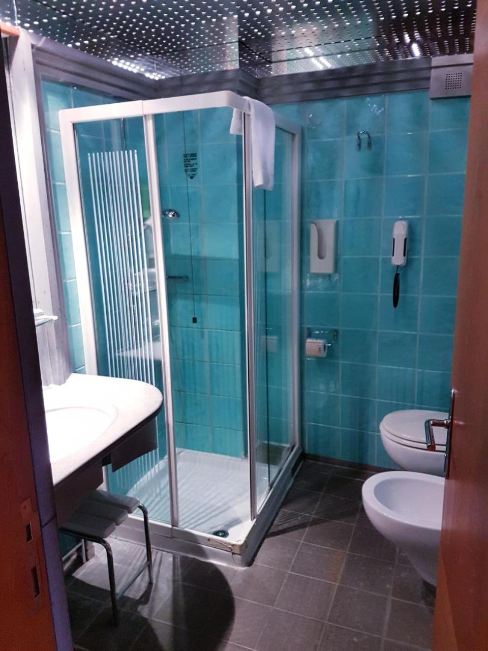 Double or Twin Room - Photo 68