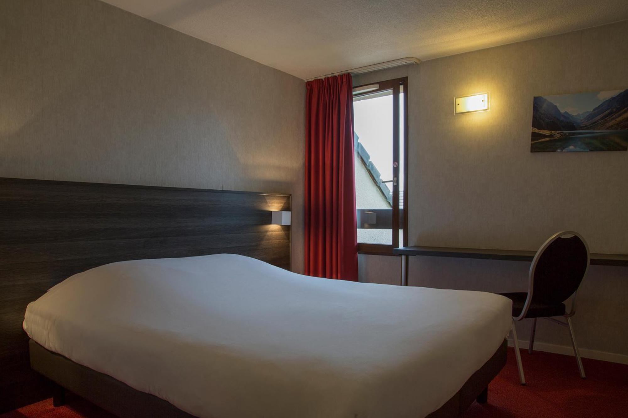 Double or Twin Room - Photo 1