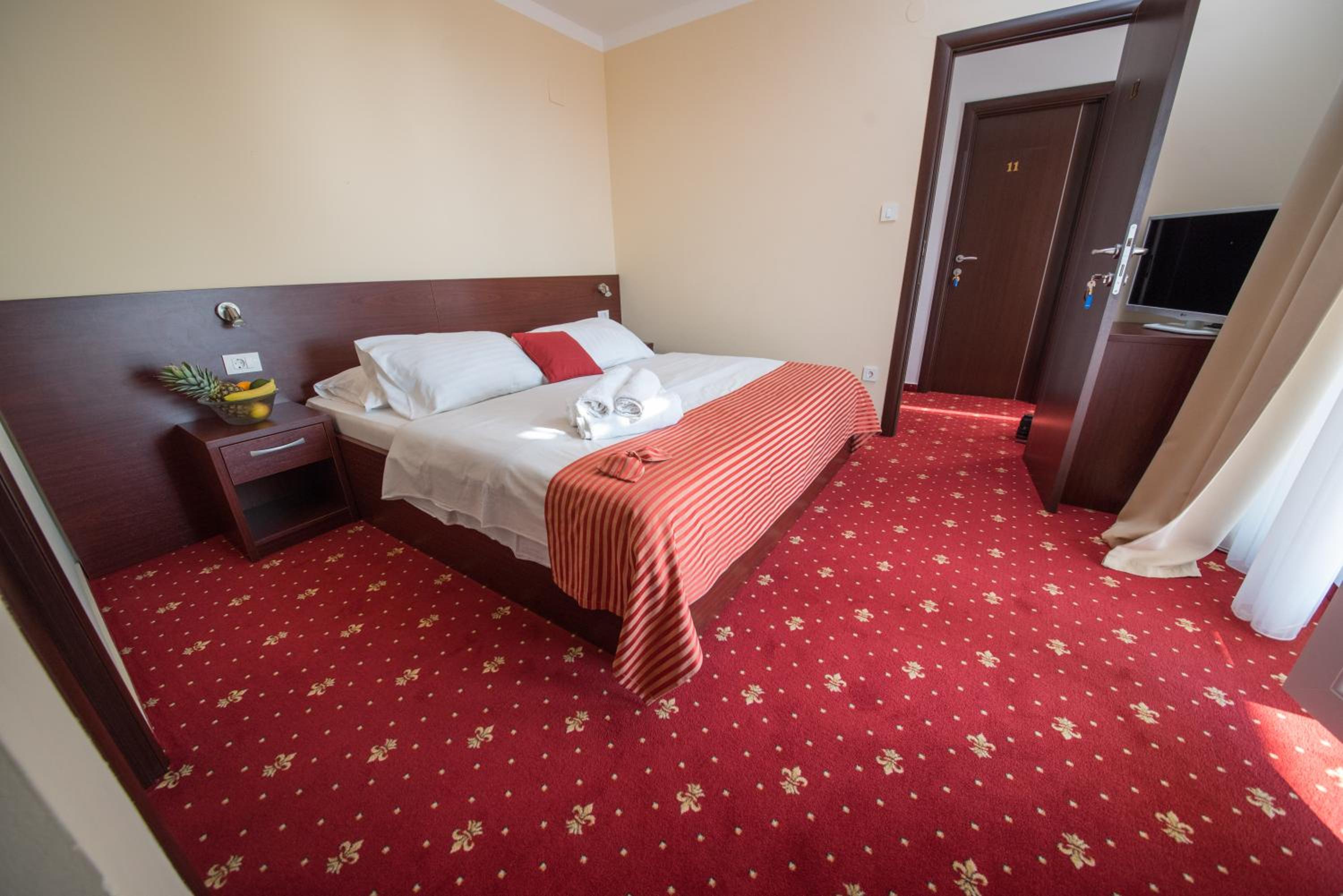 Double Room with Balcony and Sea View