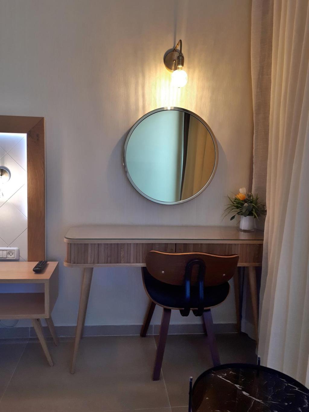 Superior Room With Sea View & Shower - Photo 3