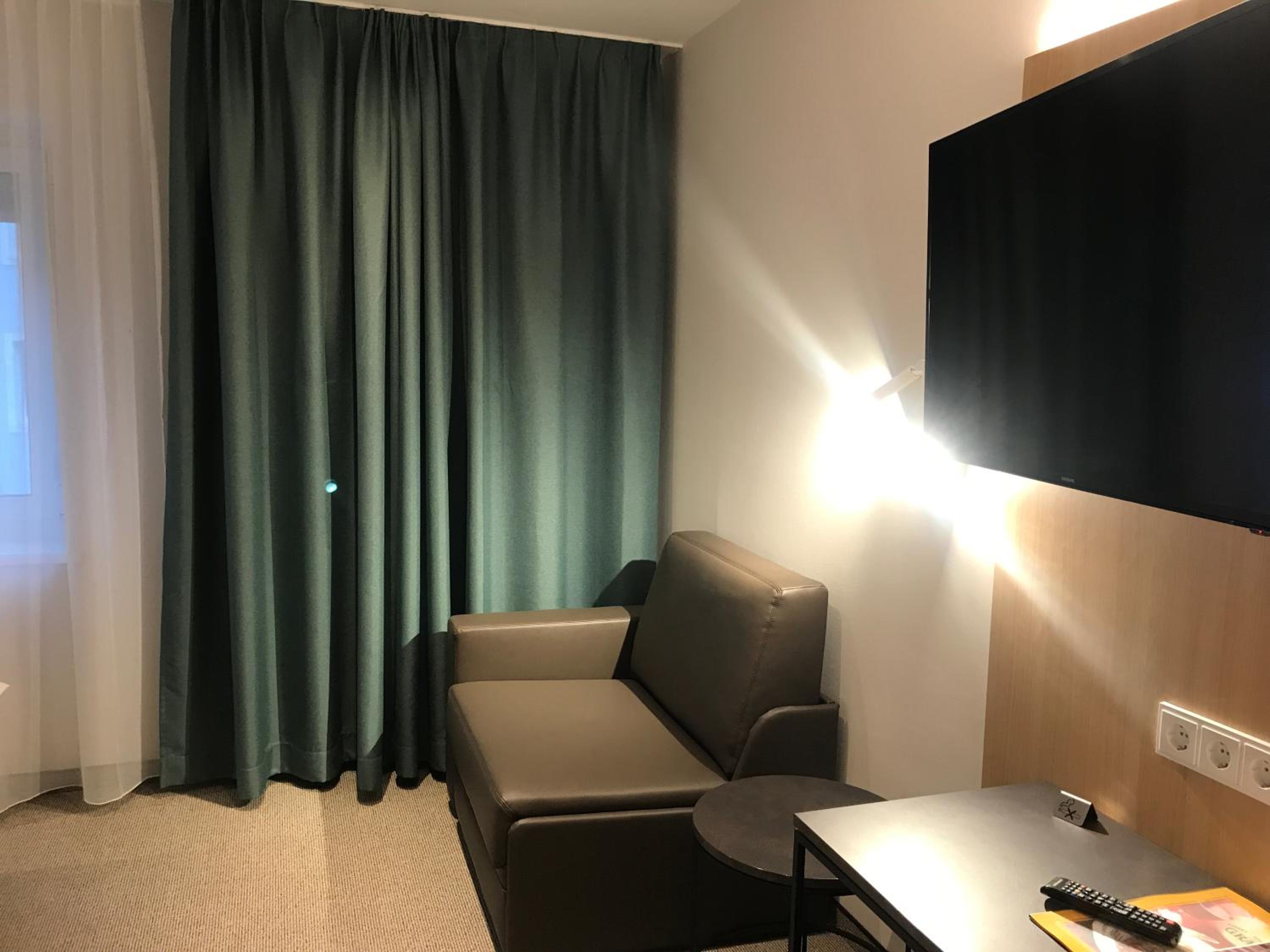 Double Room - Photo 4