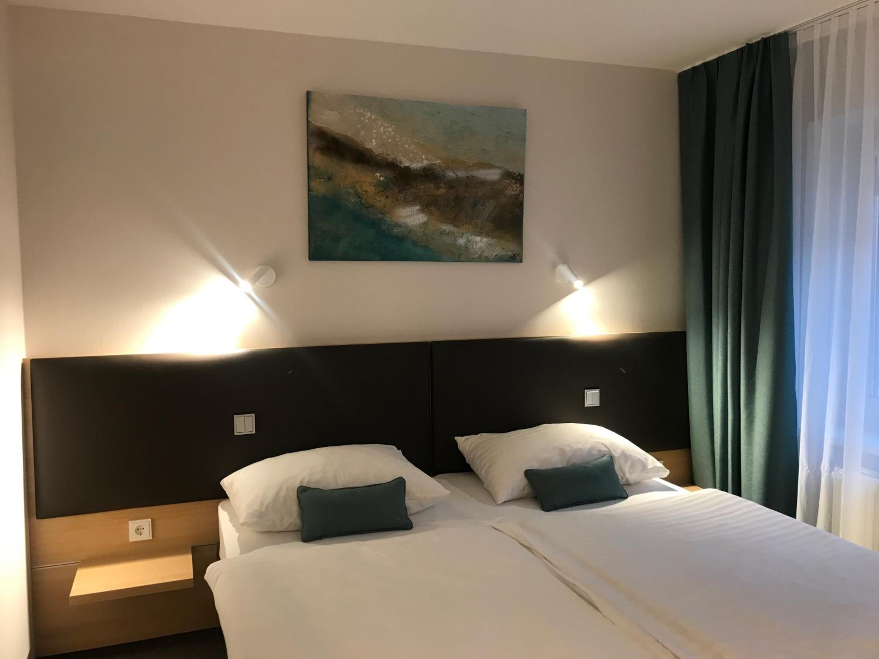 Double Room - Photo 3