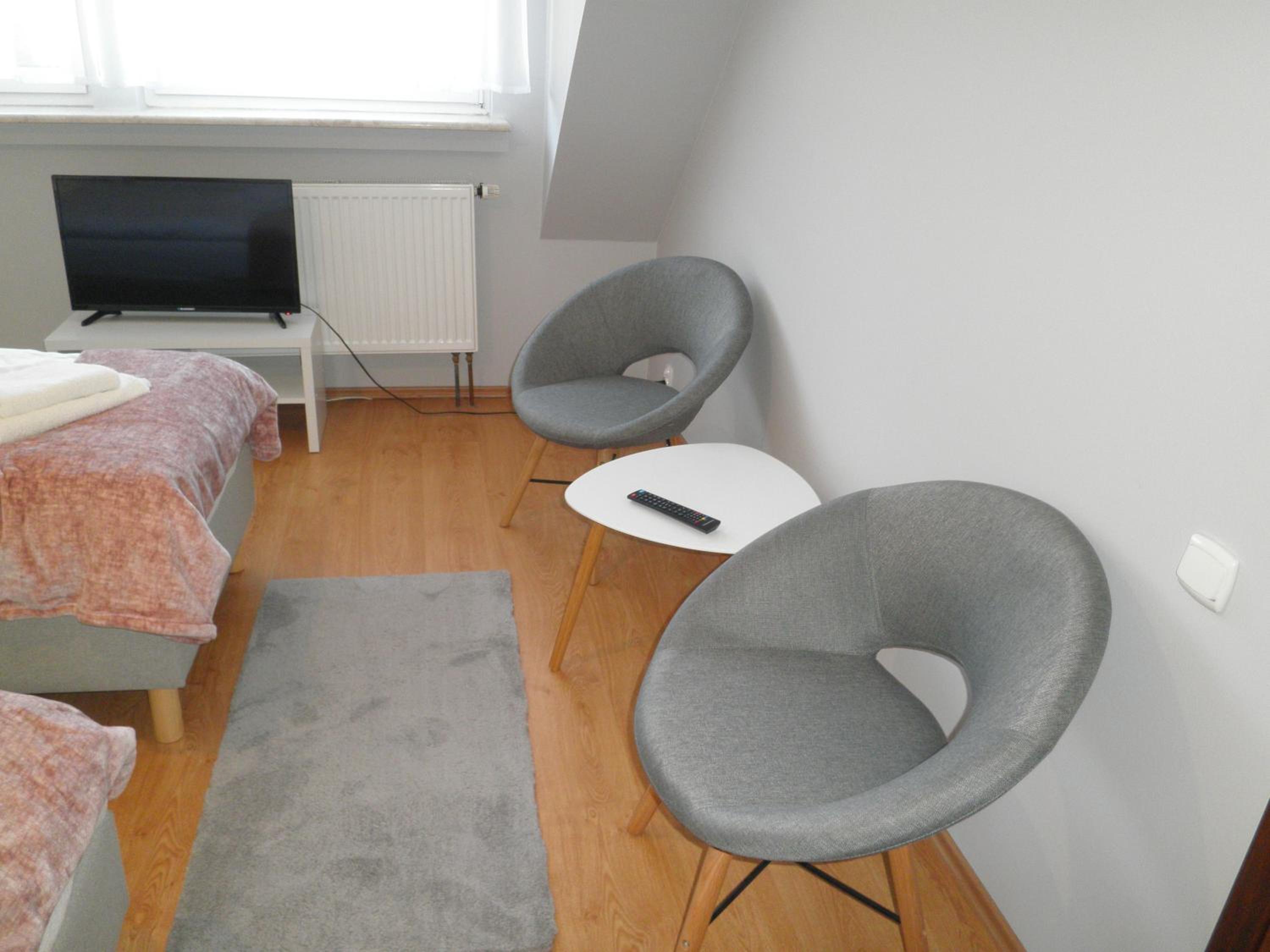 Standard Double Room with Shared Bathroom photo 3