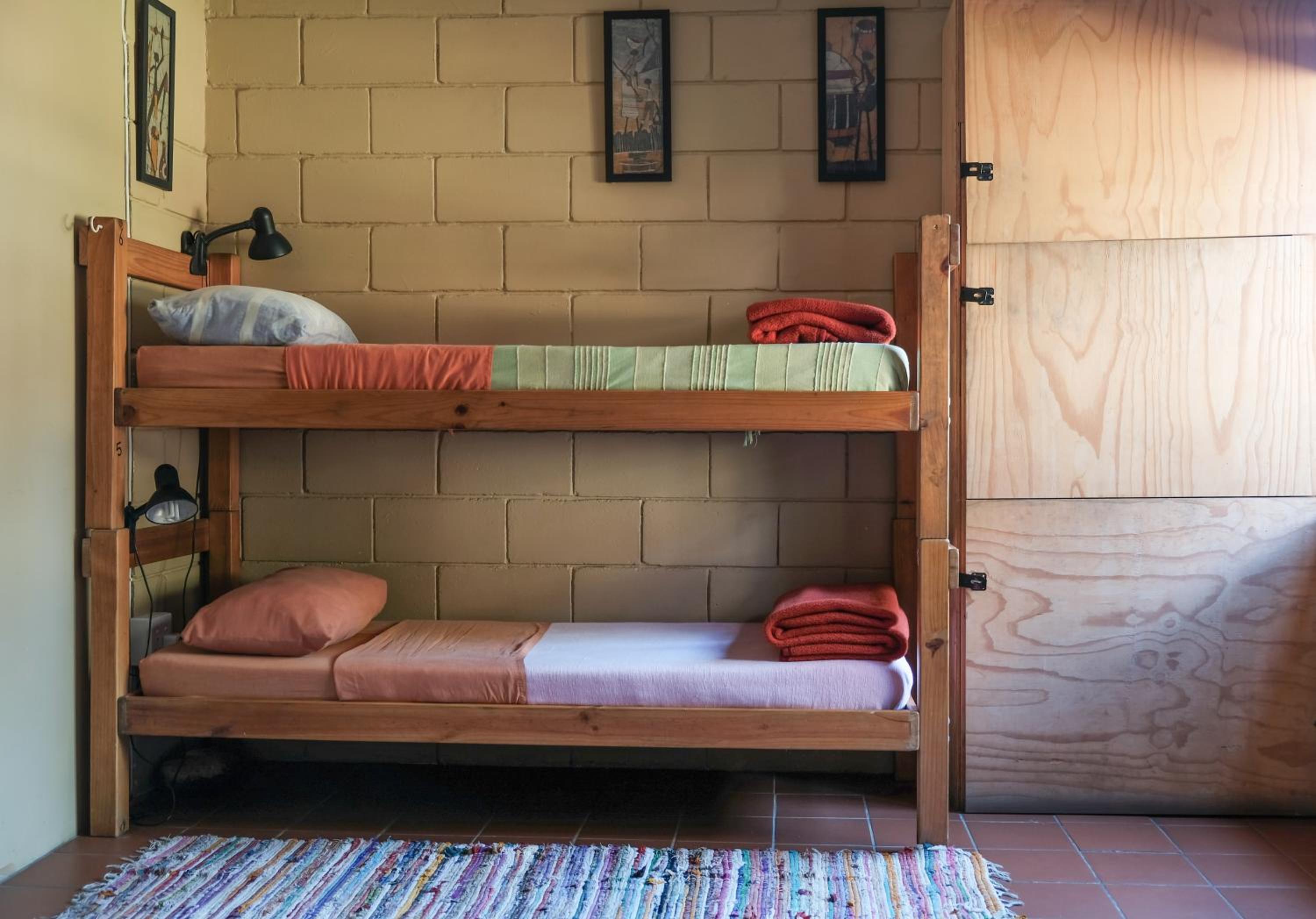 Bed in 6-Bed Mixed Dormitory Room photo 2