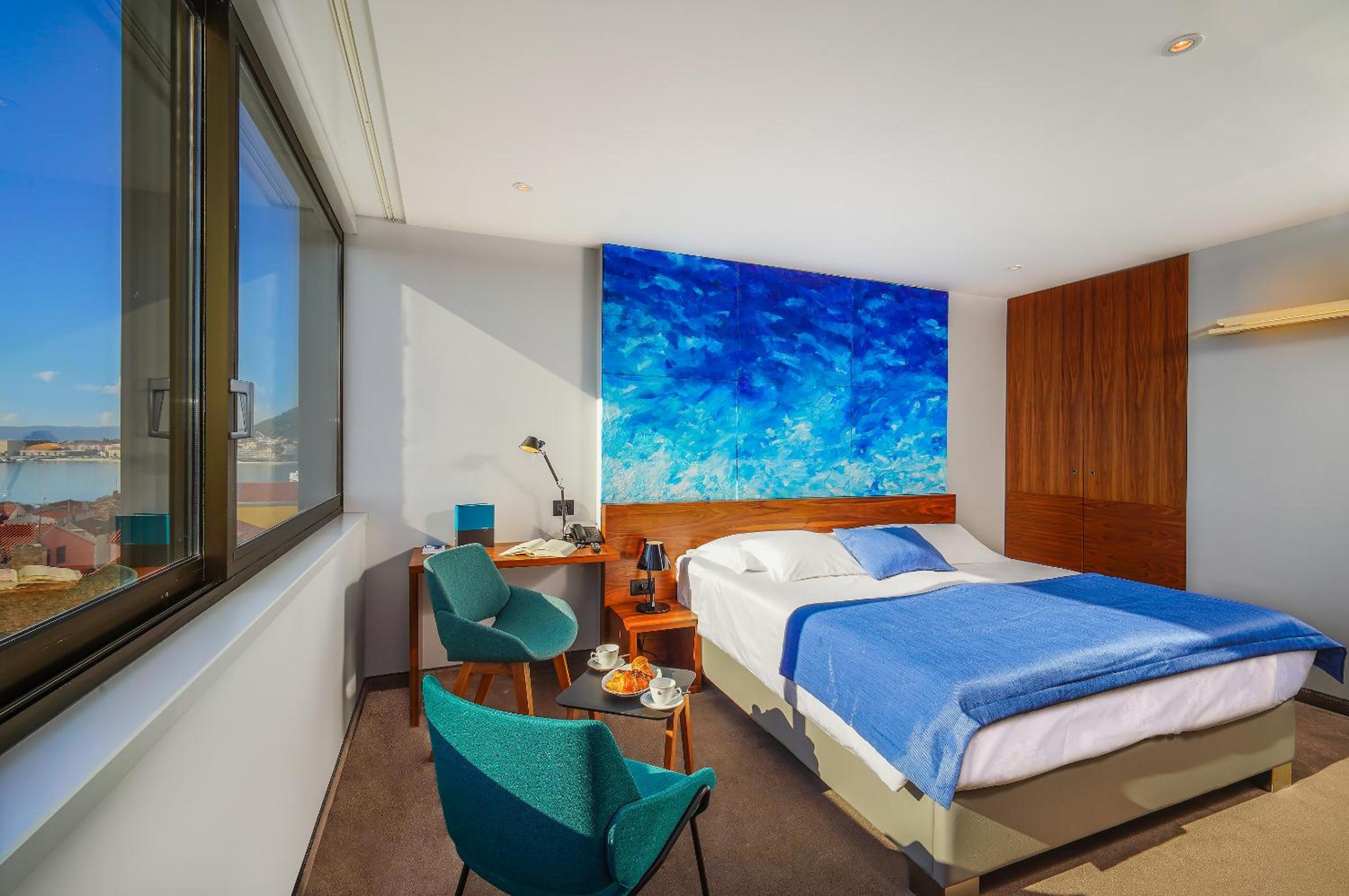 Superior Double or Twin Room with Sea View - Photo 13