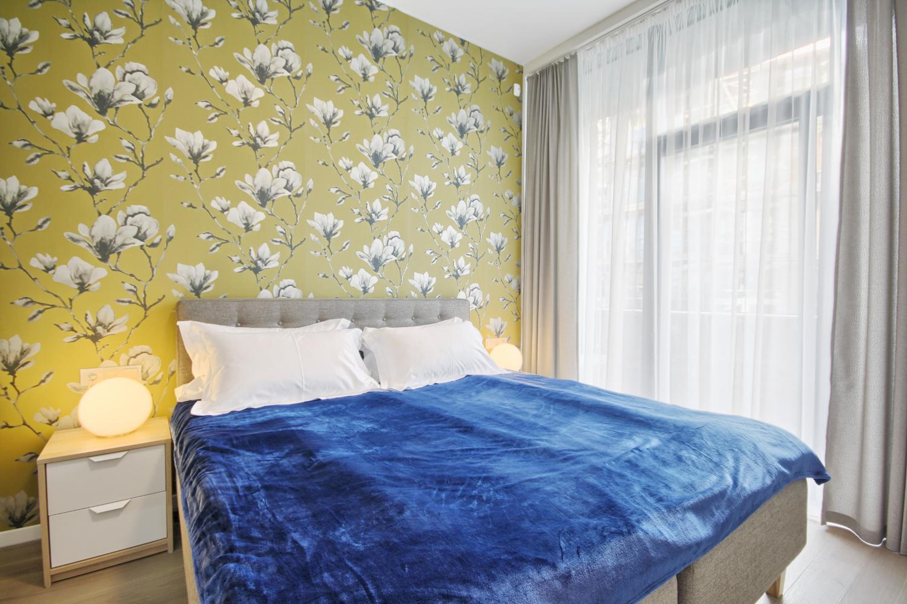 One-Bedroom Apartment - Photo 9