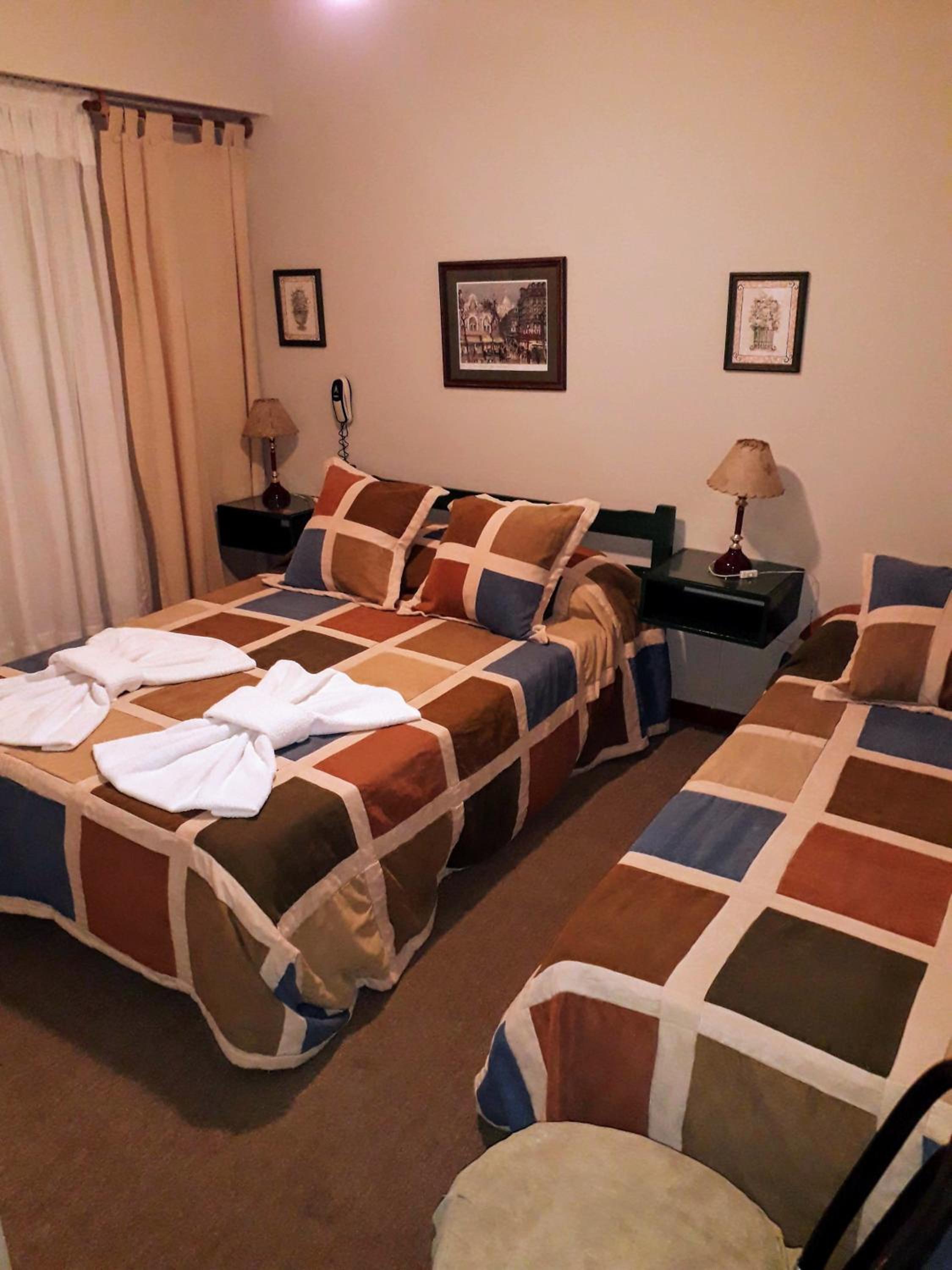Basic Triple Room photo 1