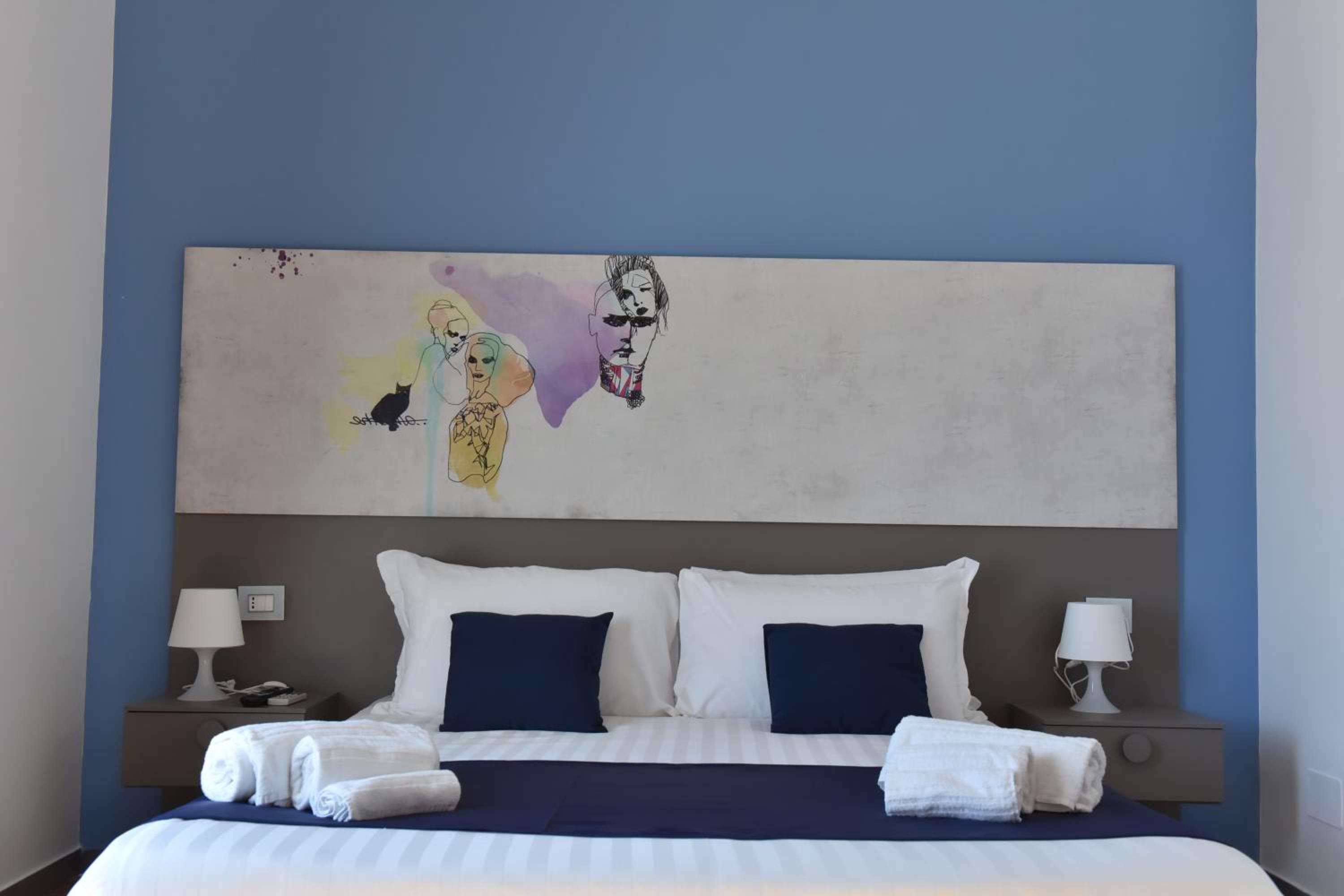 Deluxe Double Room with Balcony and Sea View