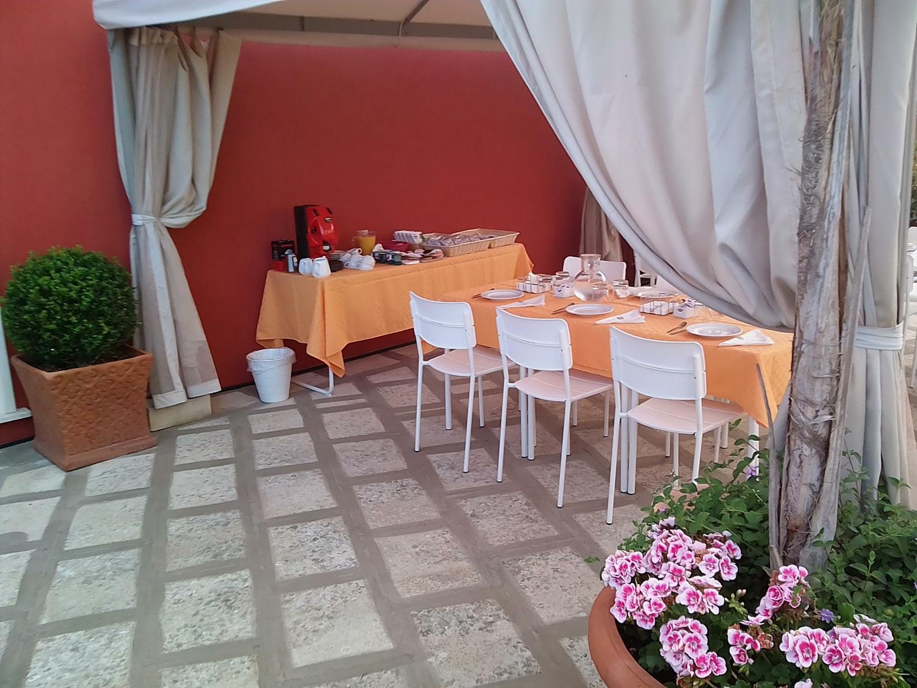 Family Suite with Balcony photo 3