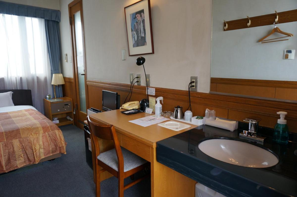Standard Single Room - Smoking