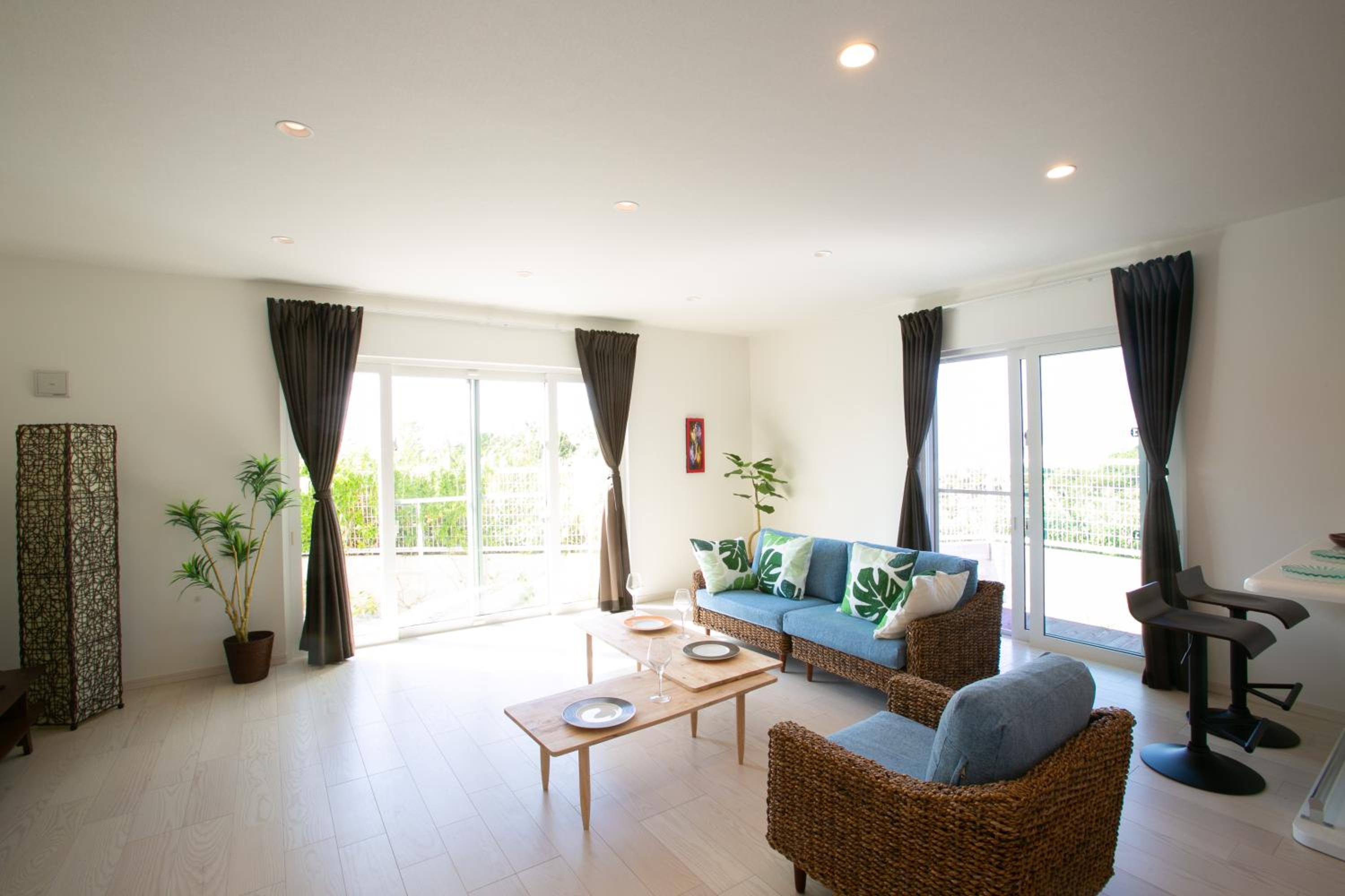 Three-Bedroom Apartment photo 1