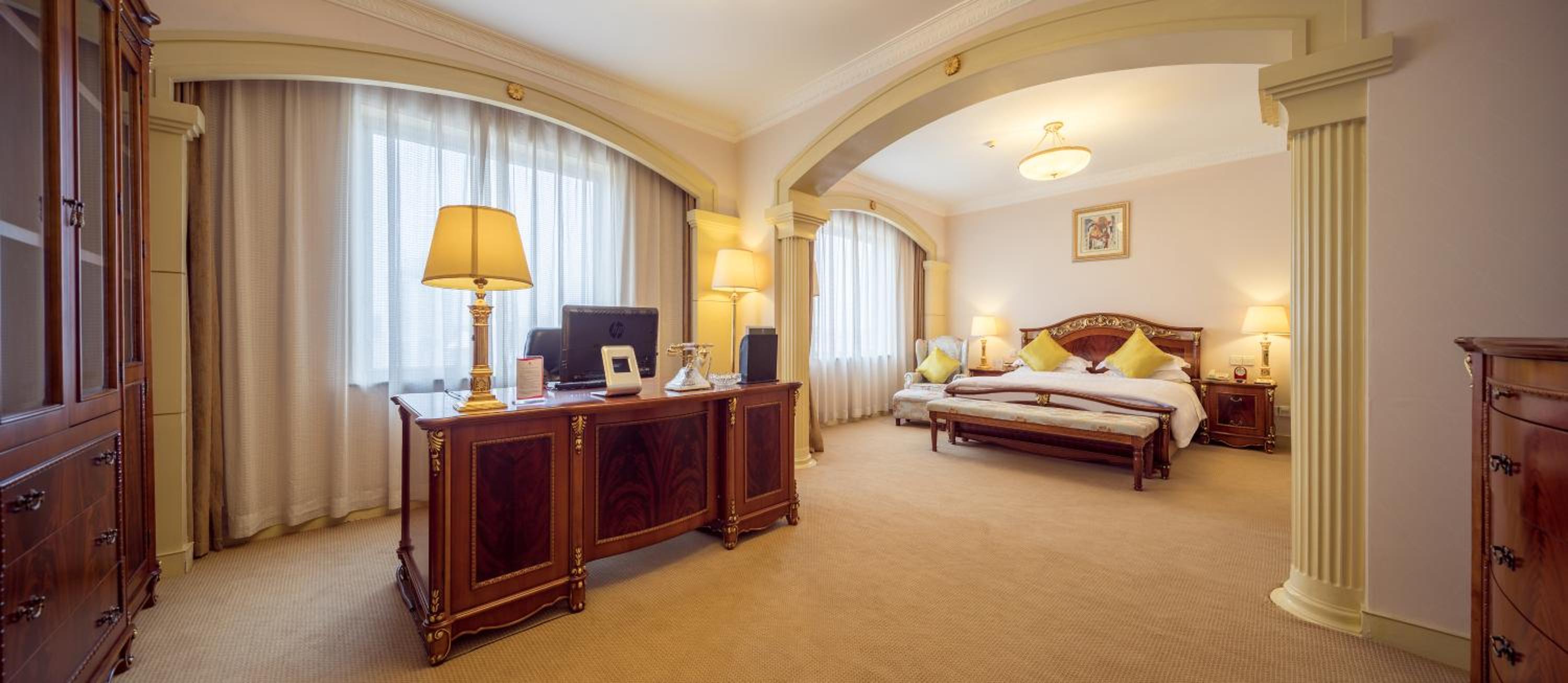 Grand Suite photo 2