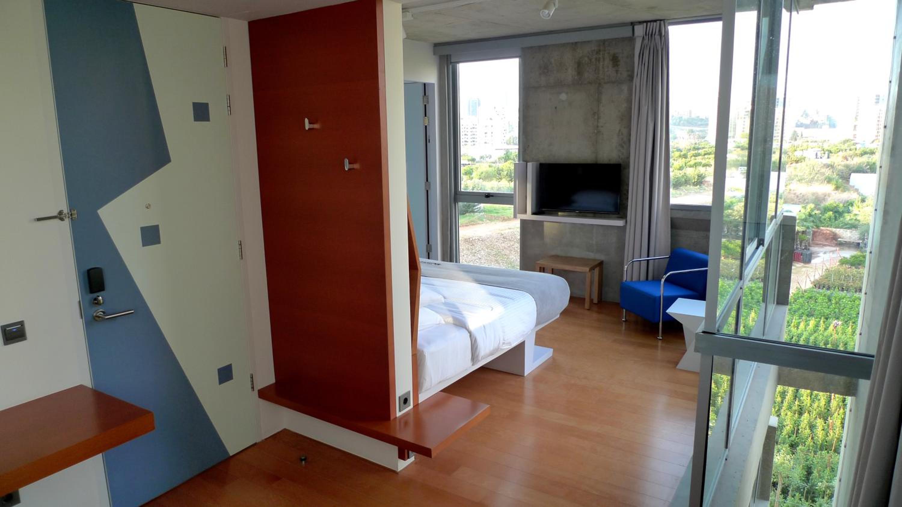 Premium Room - Photo 8