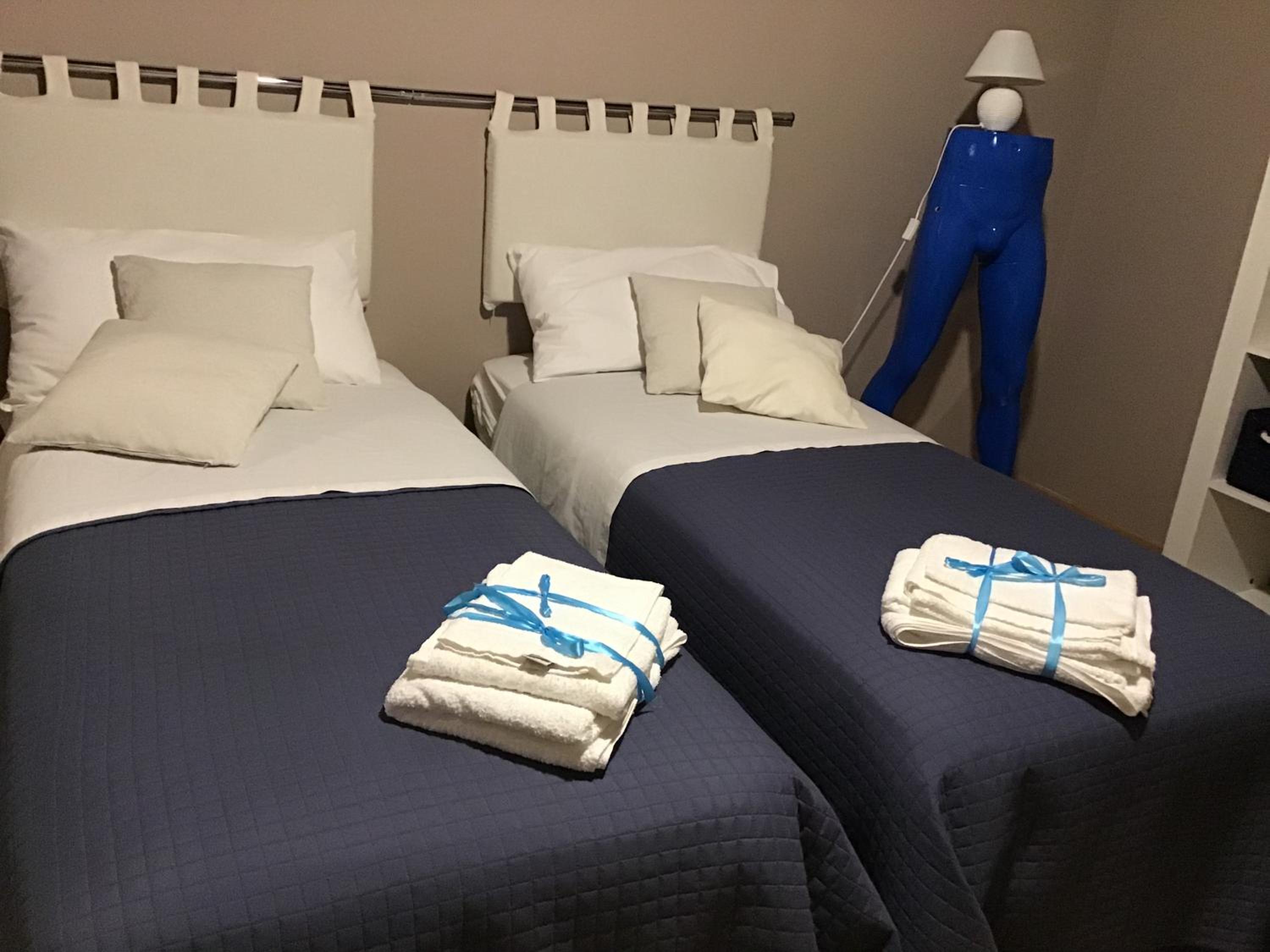 Double Room with Private Bathroom photo 2