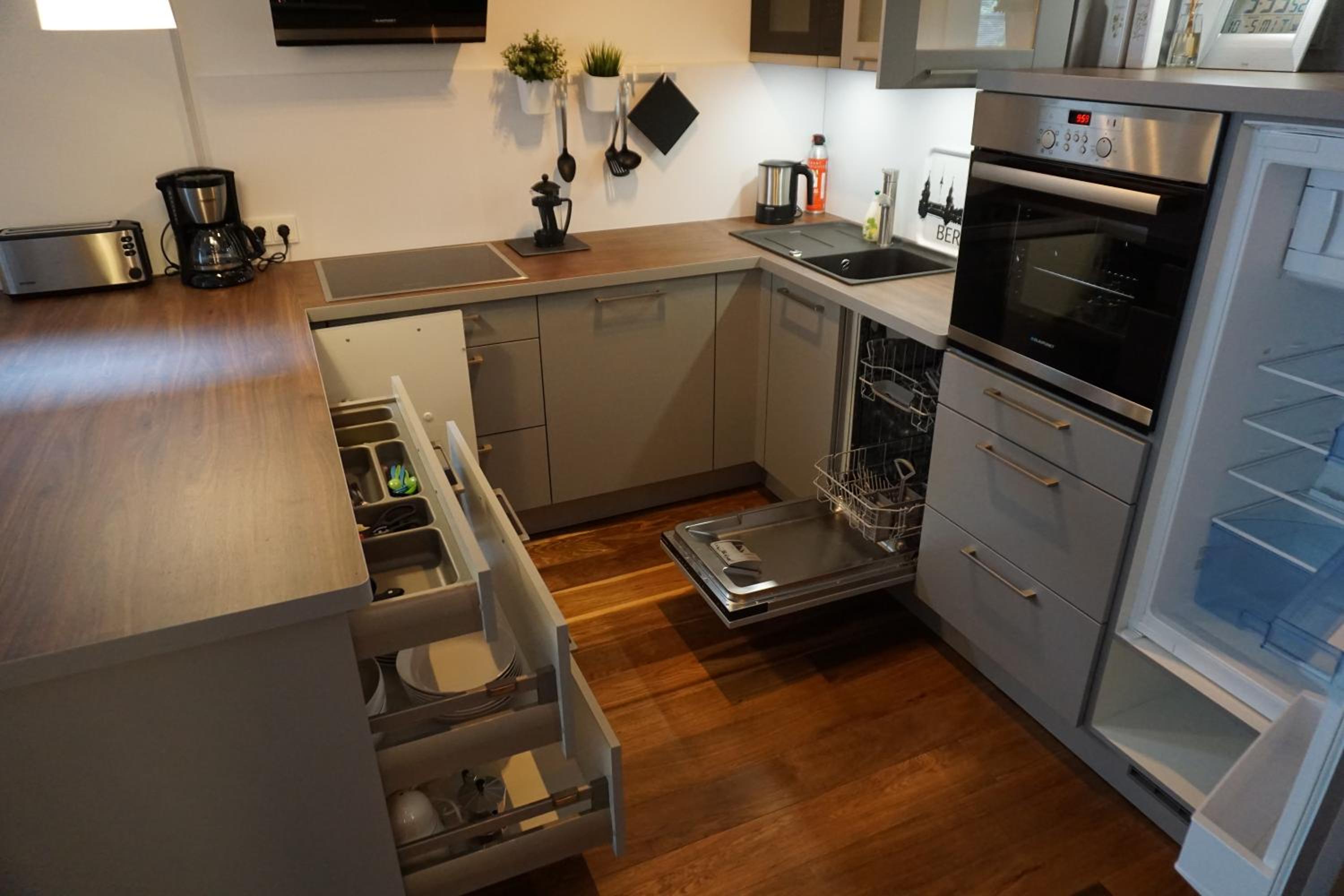 Superior Apartment photo 3