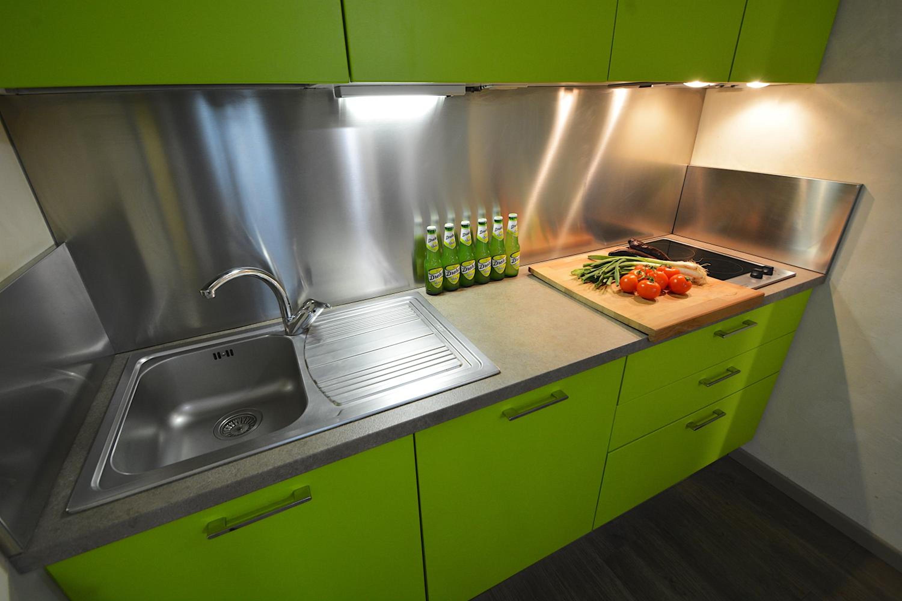 One-Bedroom Apartment (5 Adults) - Photo 3