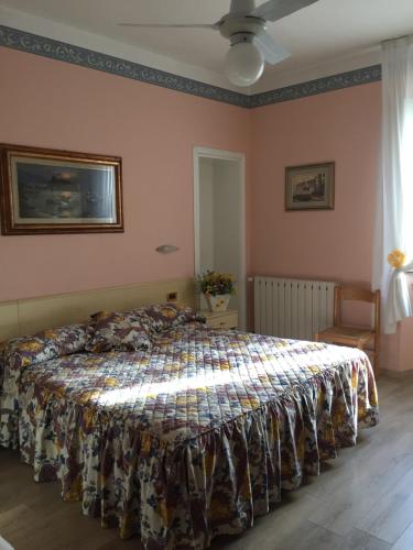 Double or Twin Room with Private Bathroom