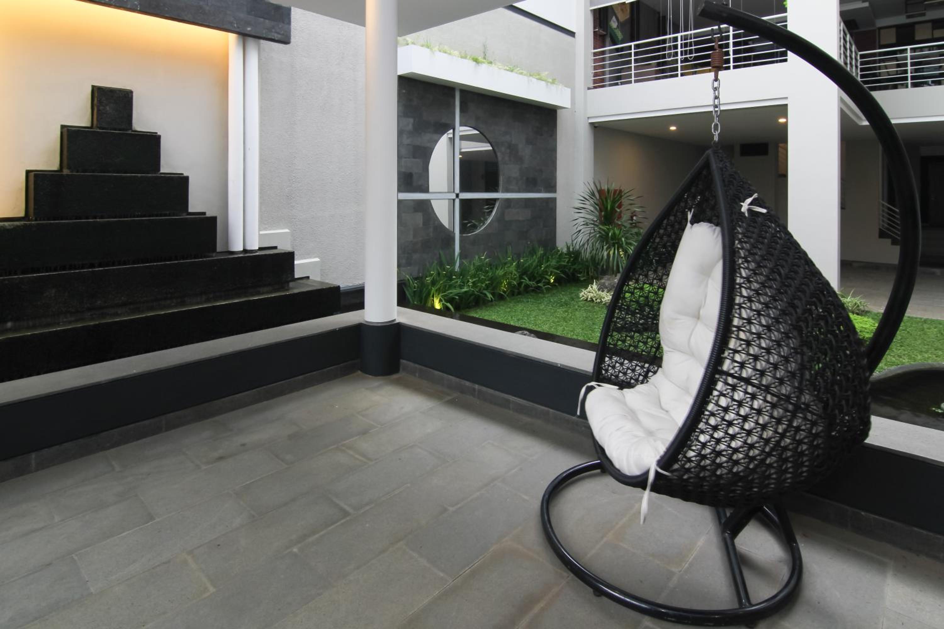 Deluxe Family Room - Photo 3