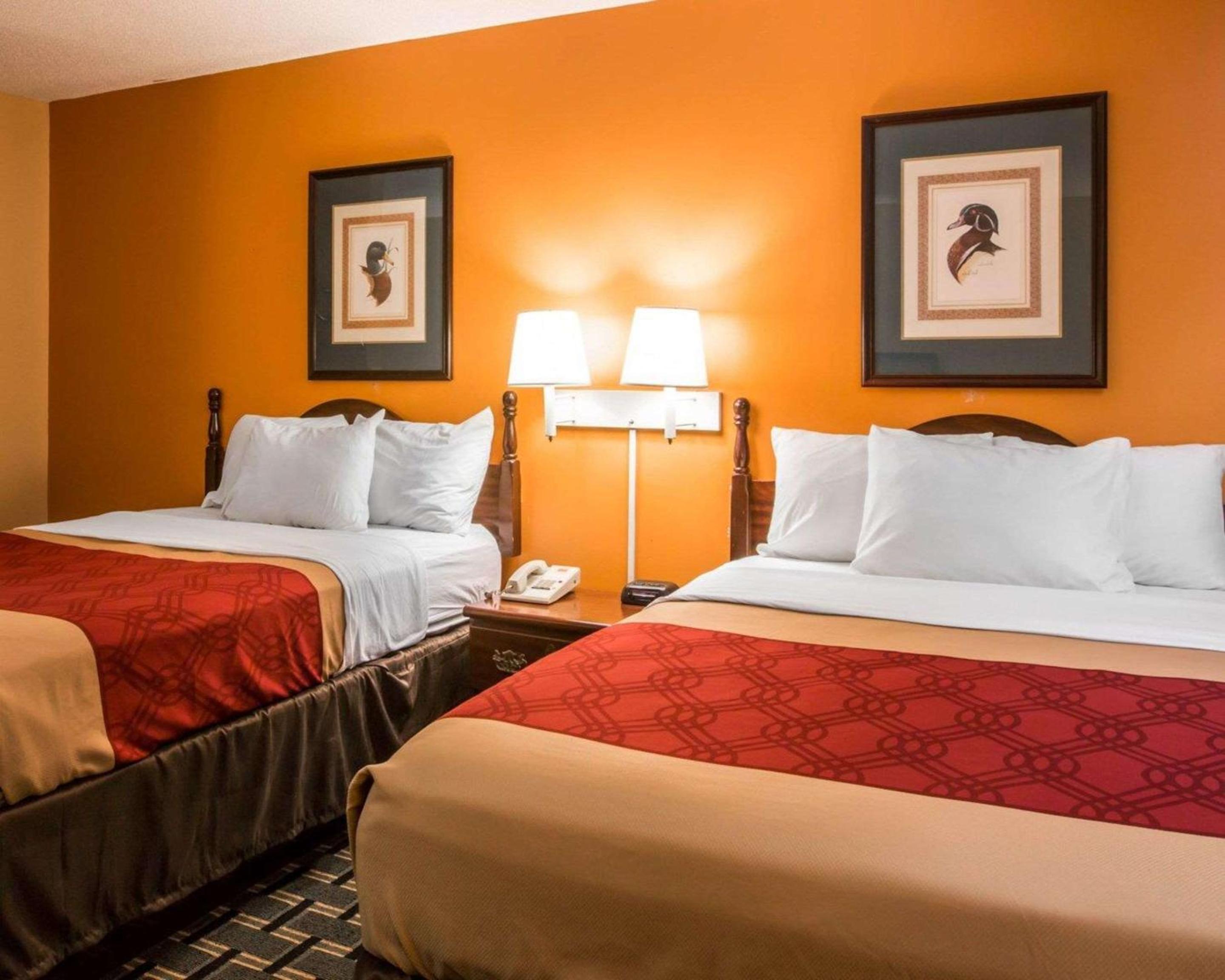 Double Room with Two Double Beds - Non-Smoking - Photo 1