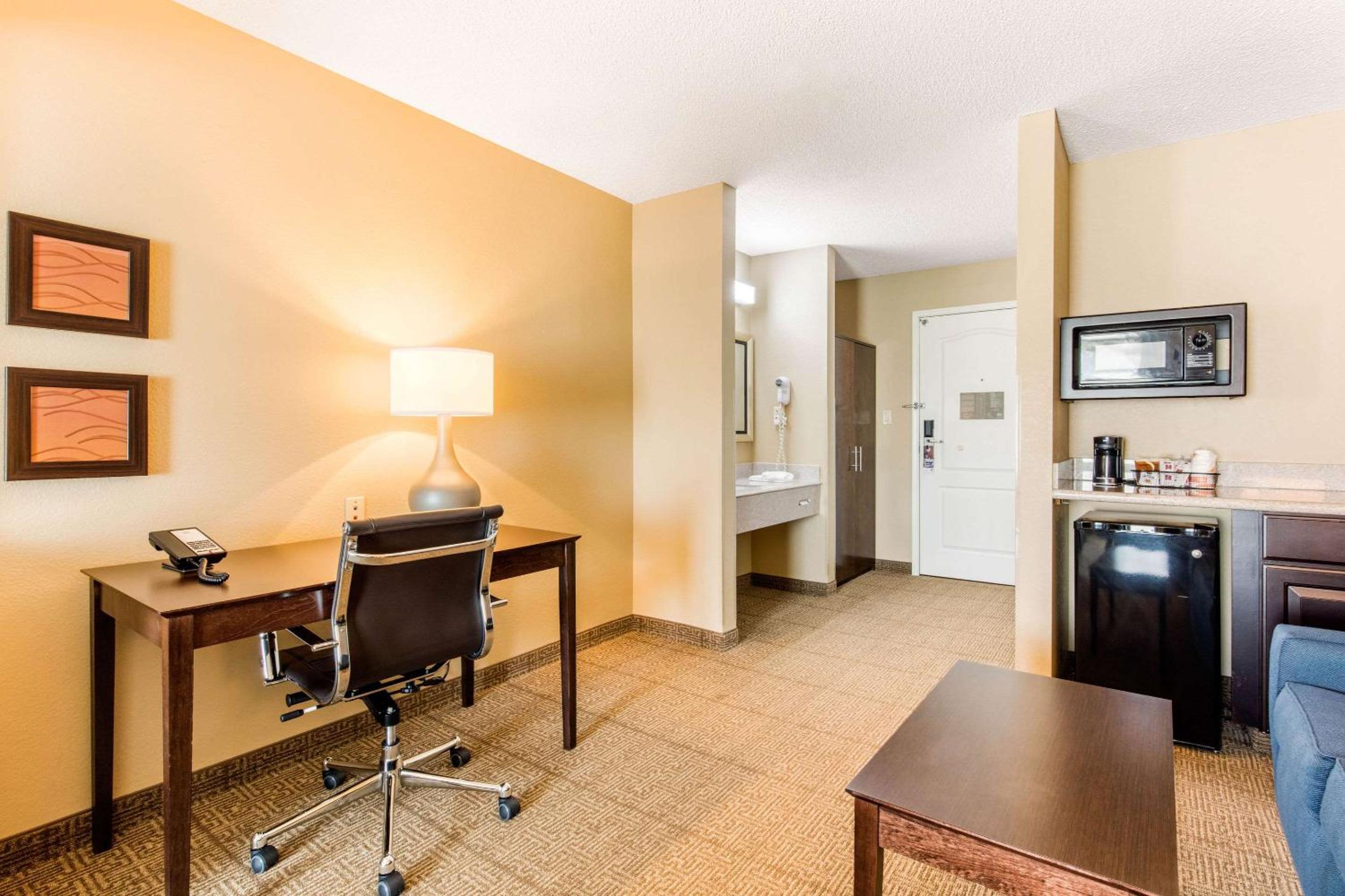 King Suite with Sofa Bed - Photo 2