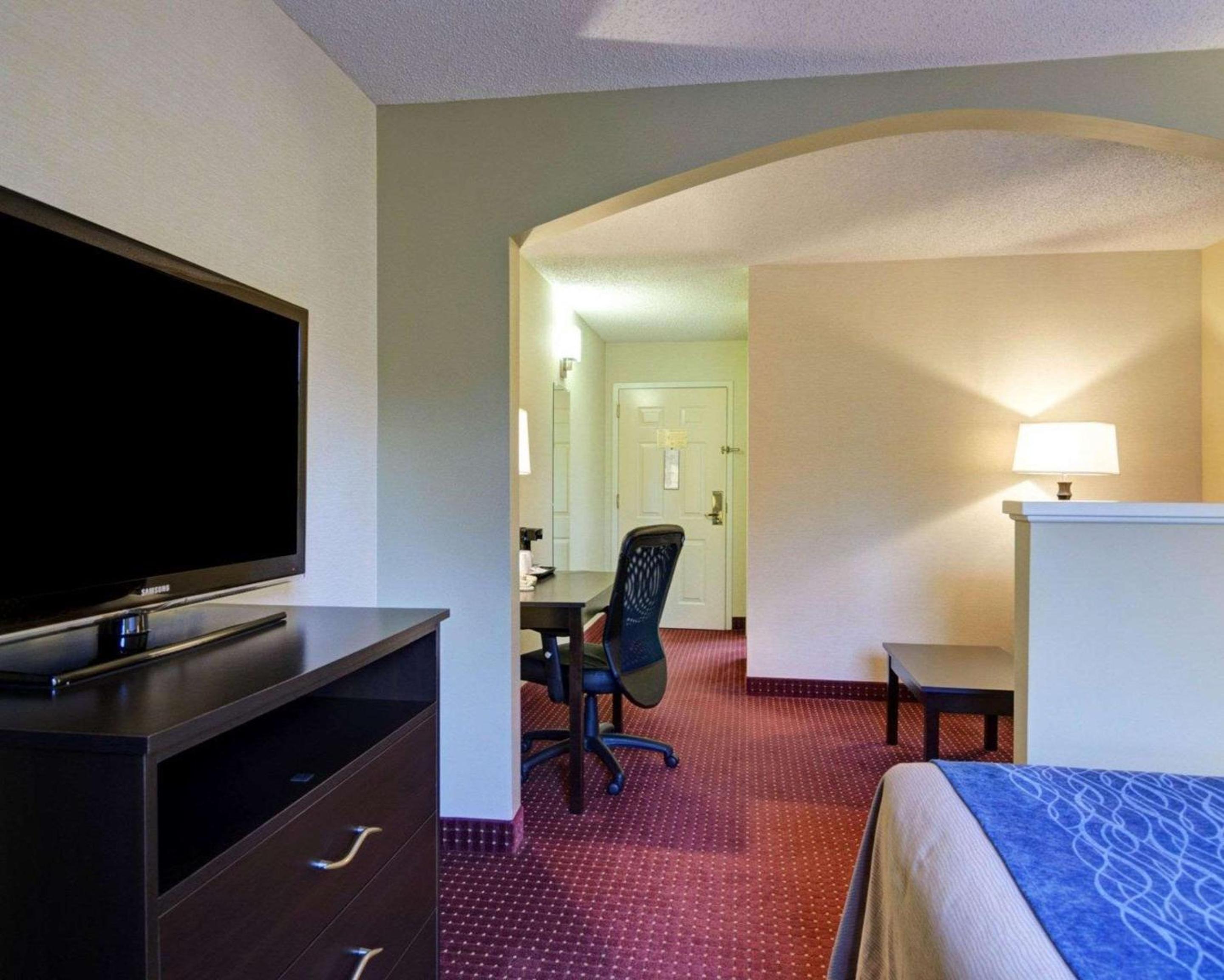 King Room - Disability Access/Non-Smoking - Photo 1