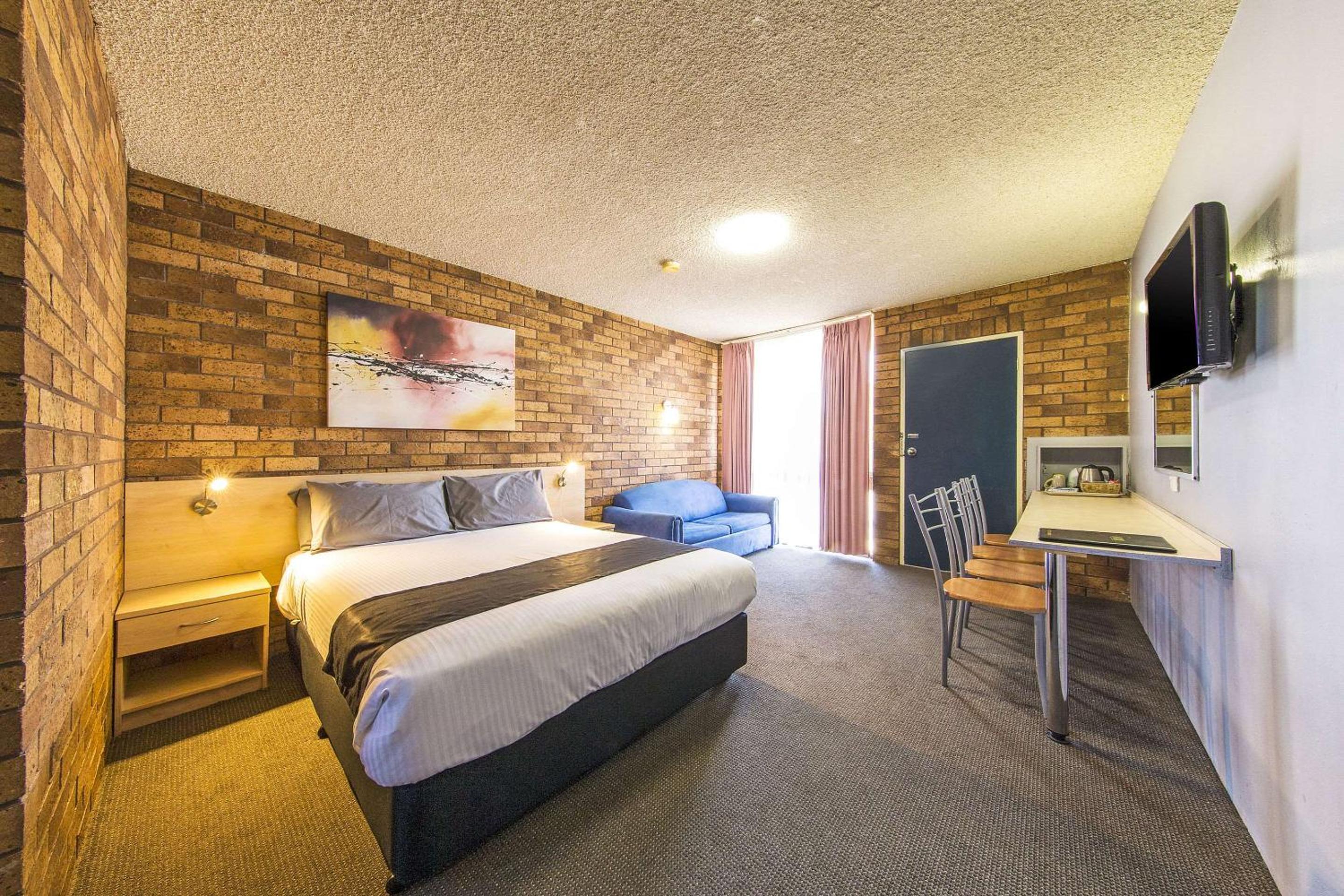 Two-Bedroom Unit - Non-Smoking