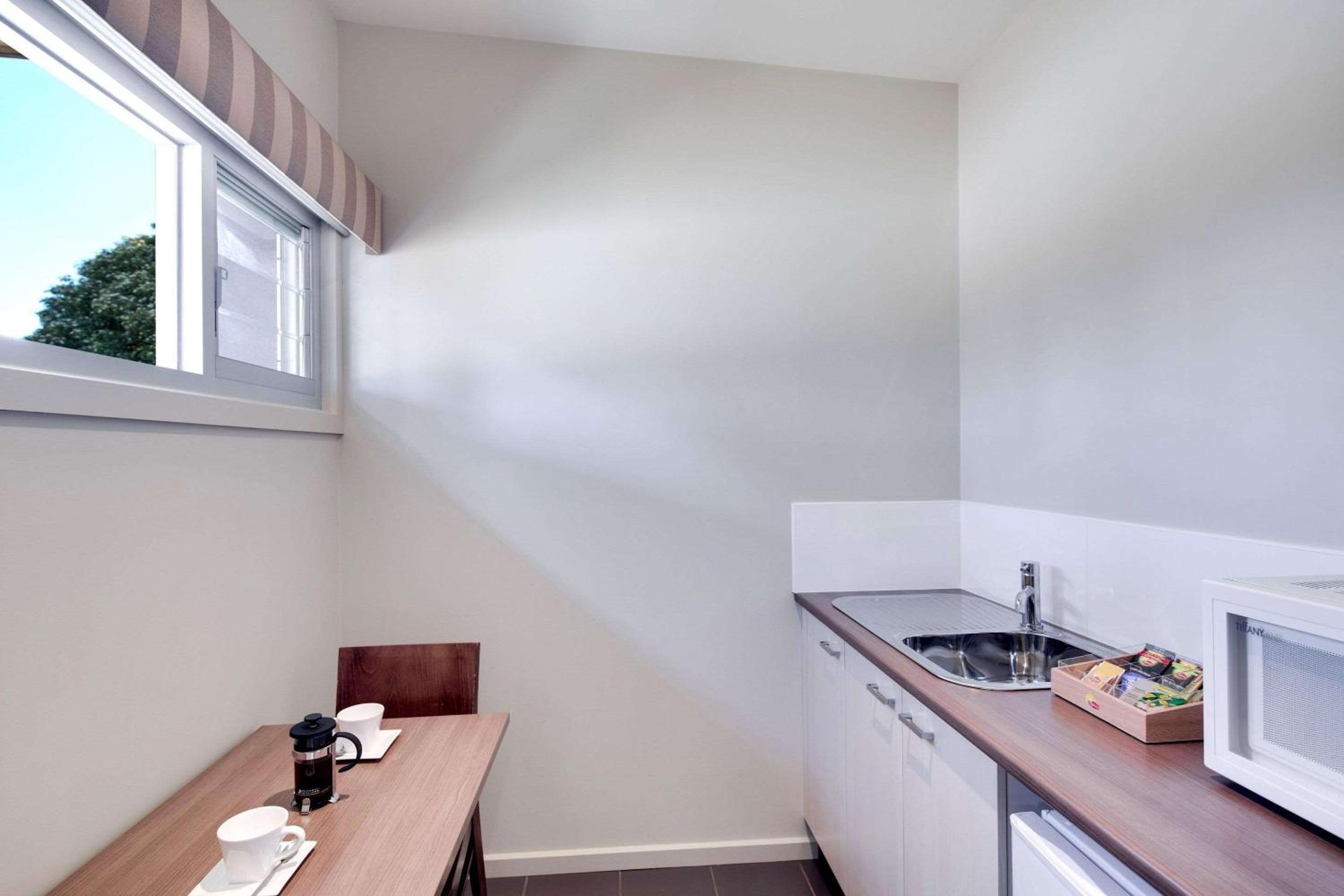 Executive King Room - Photo 6