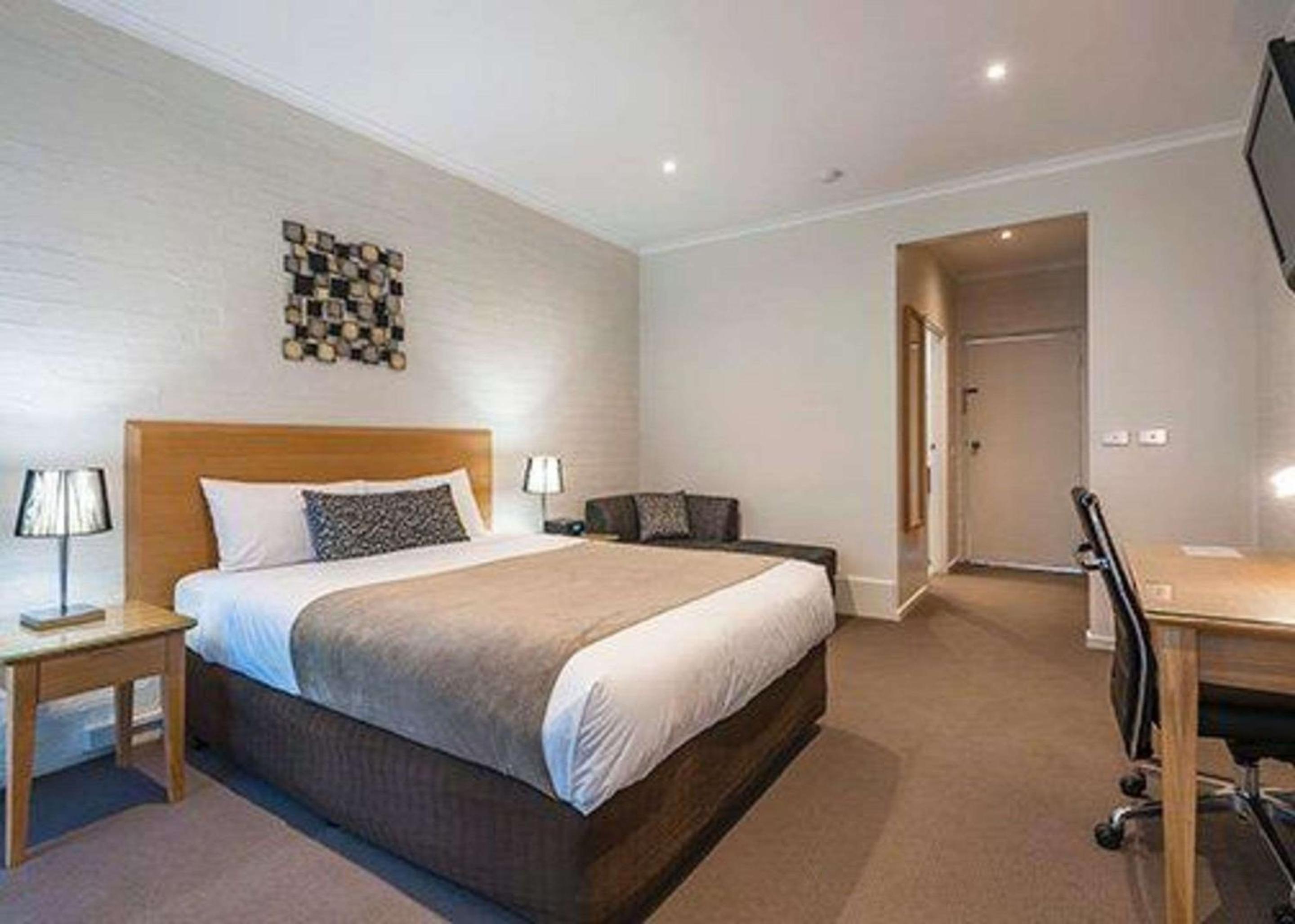 Standard Queen Room - Photo 2