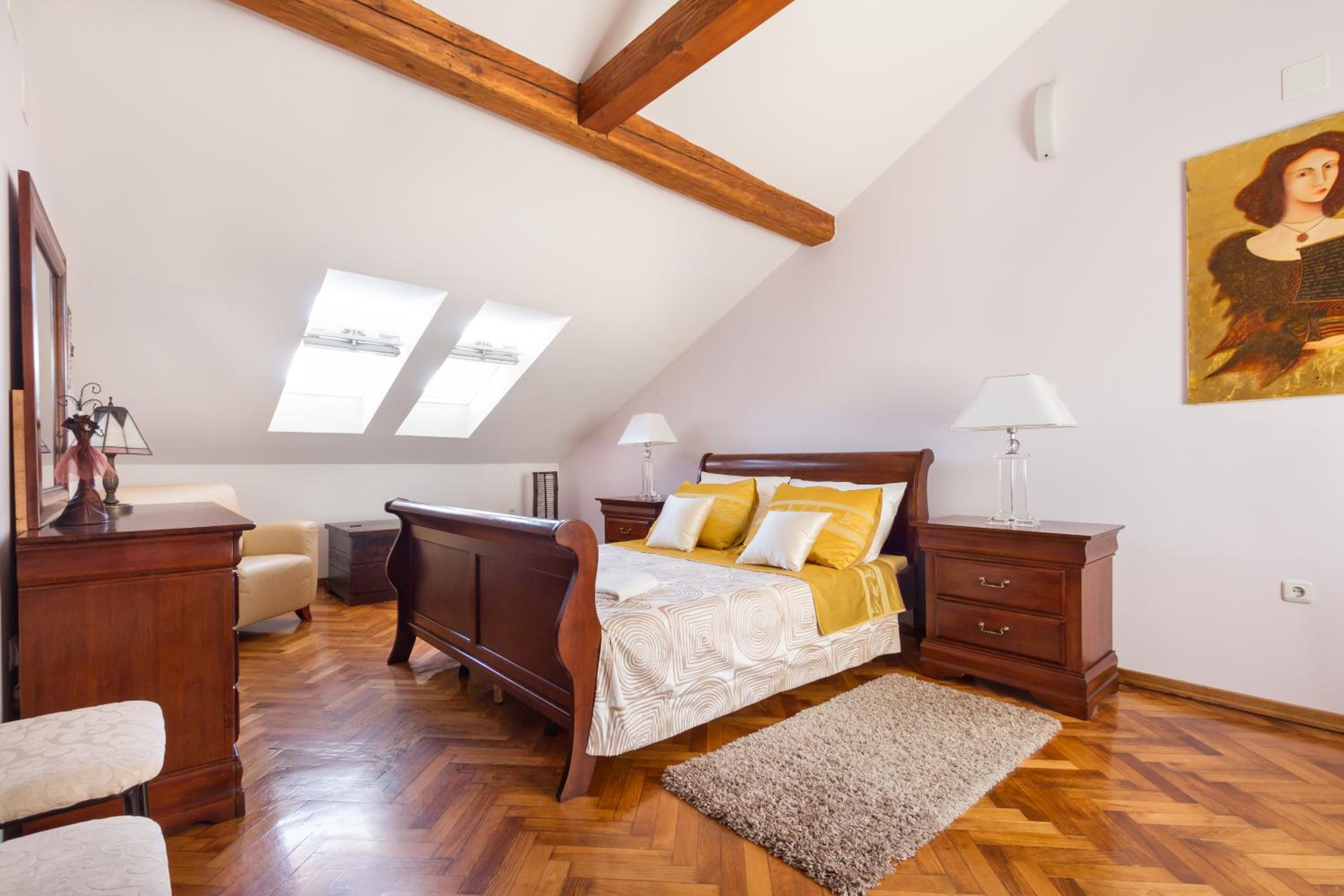 Luxury One-Bedroom Apartment