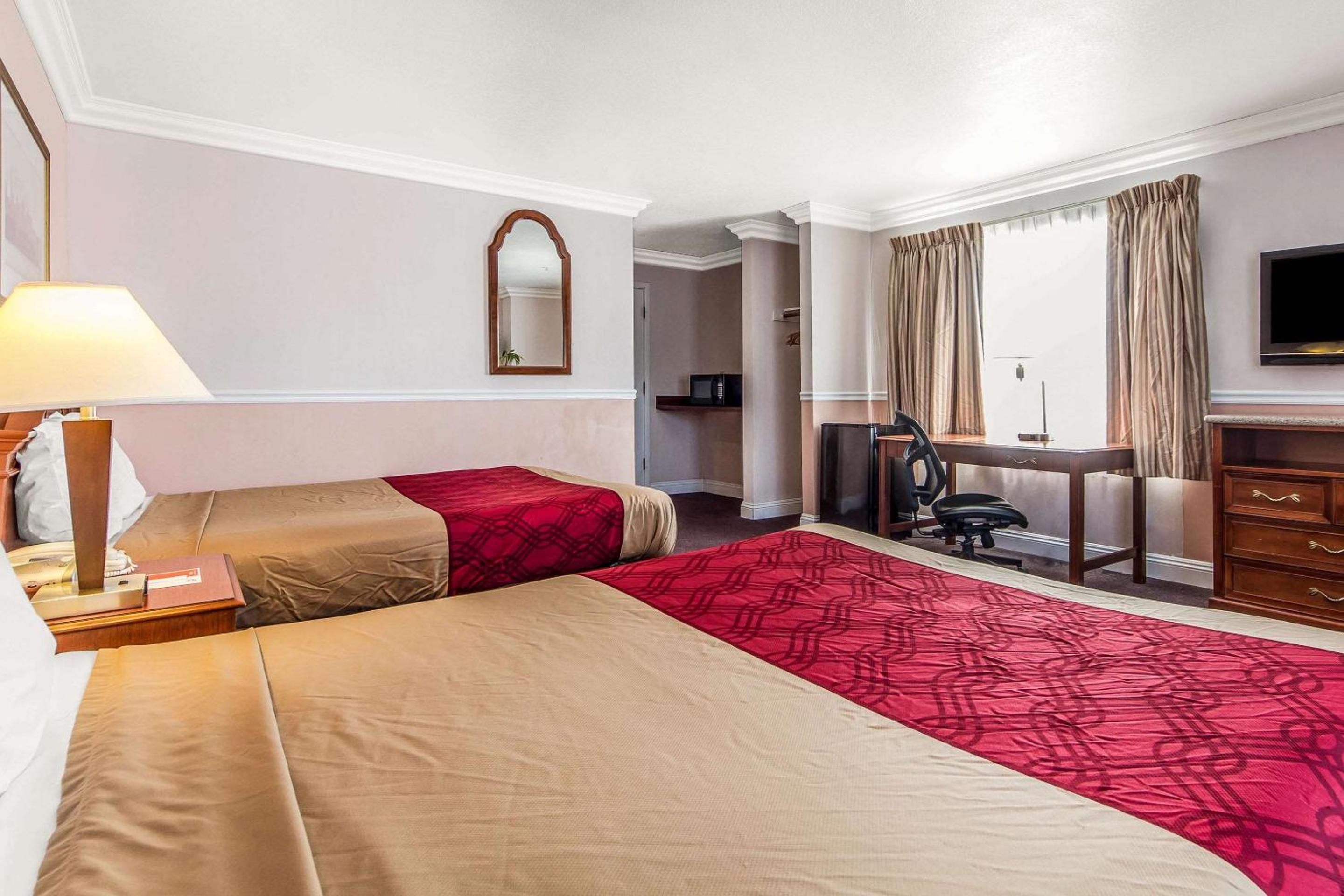 Standard Queen Room with Two Queen Beds - Non Smoking  - Photo 1