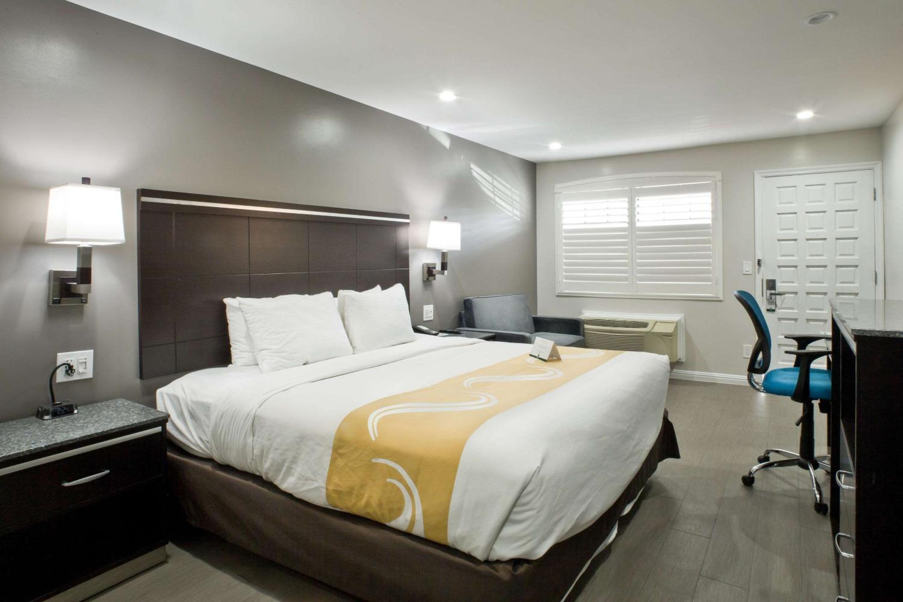 King Room Upgrade - Accessible/Non-Smoking photo 1