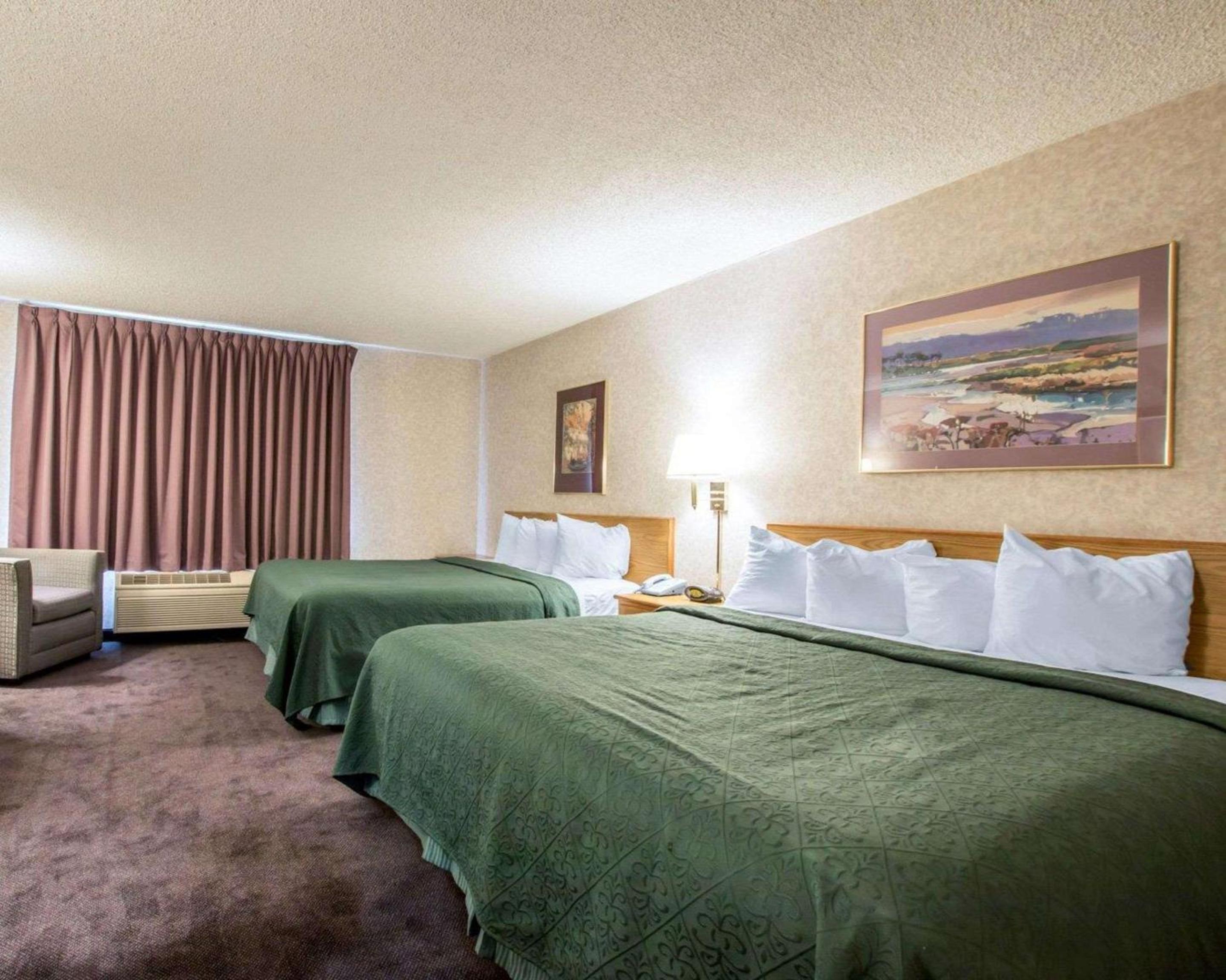Suite, 2 Queen Beds, Non Smoking - Photo 4