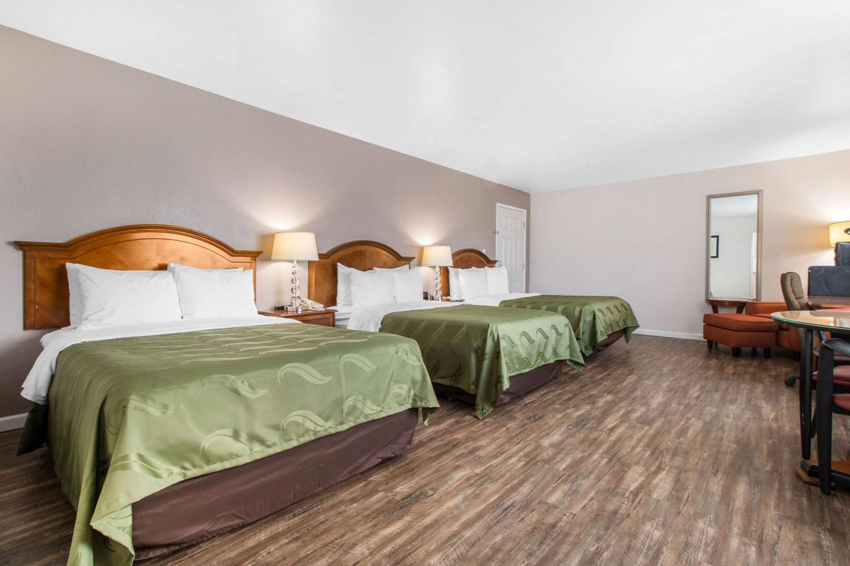 Basic Triple Room