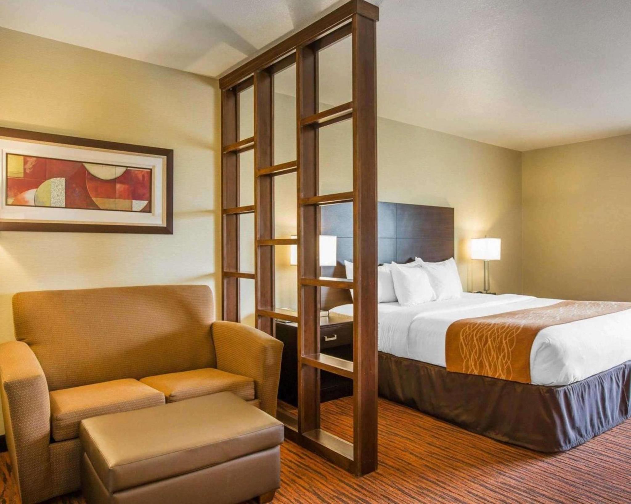 King Suite - Photo 1
