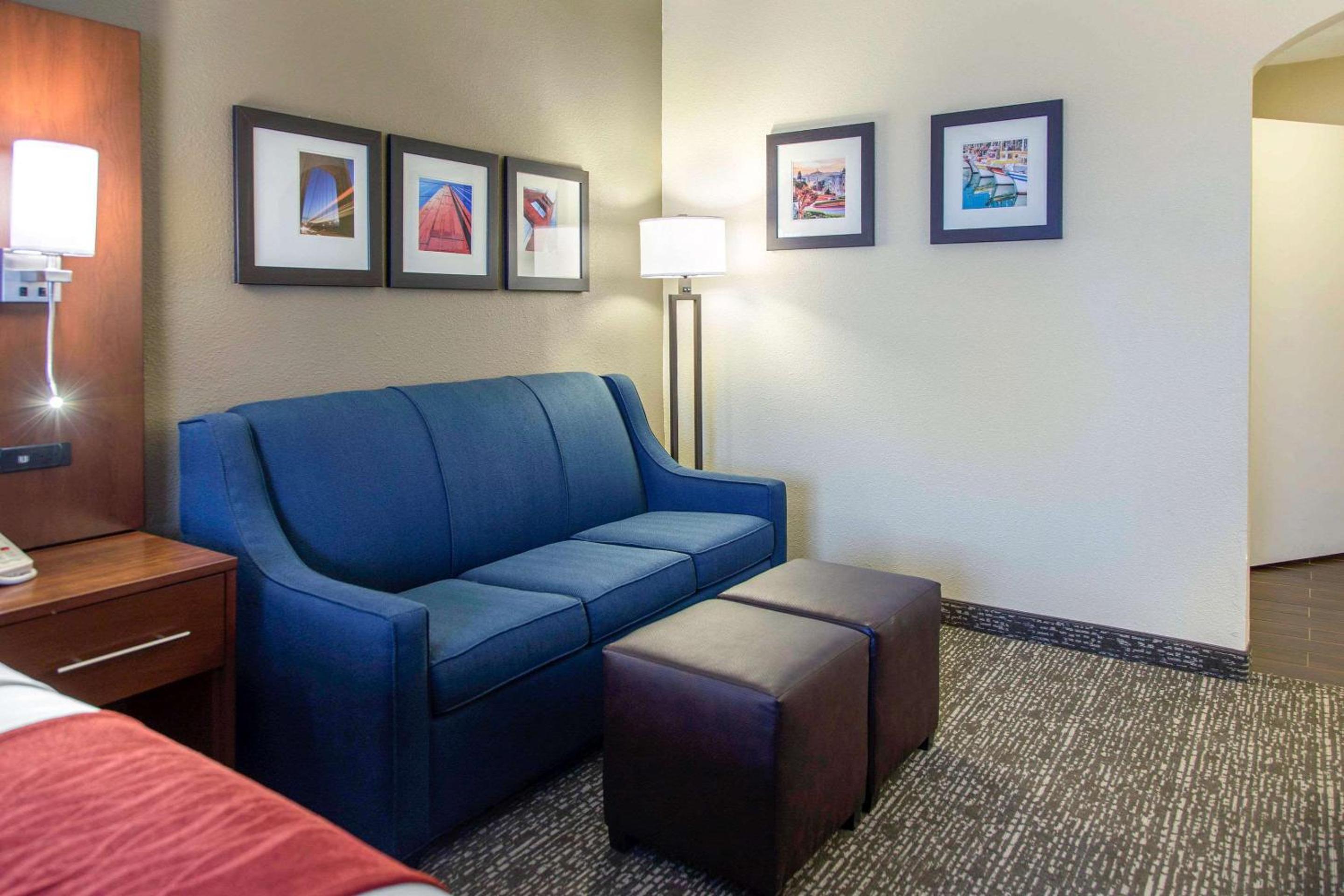 King Suite - Disability Access - Photo 2