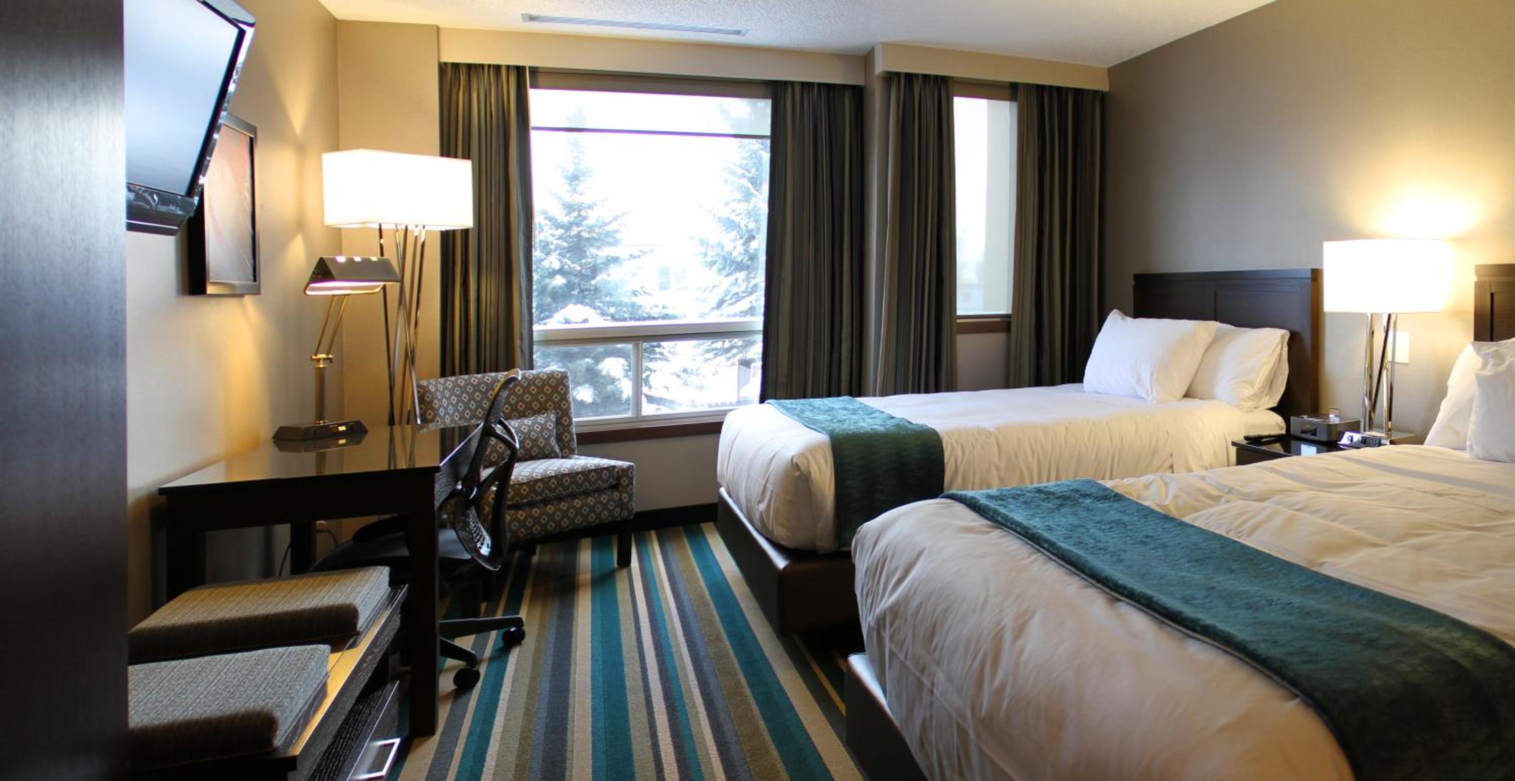 Signature Queen Room with Two Queen Beds - Photo 2