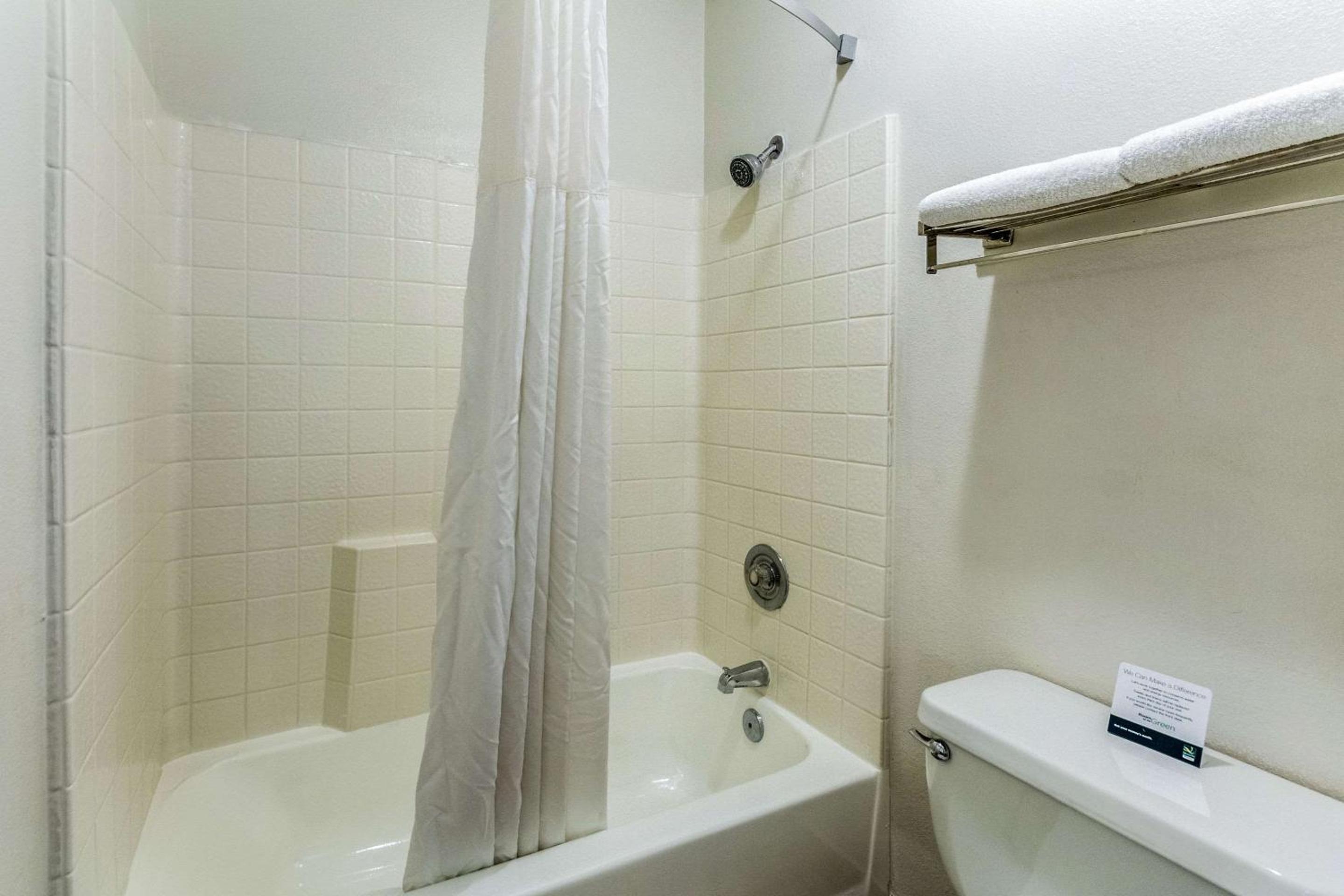 Superior King Room - Non-Smoking - Photo 2