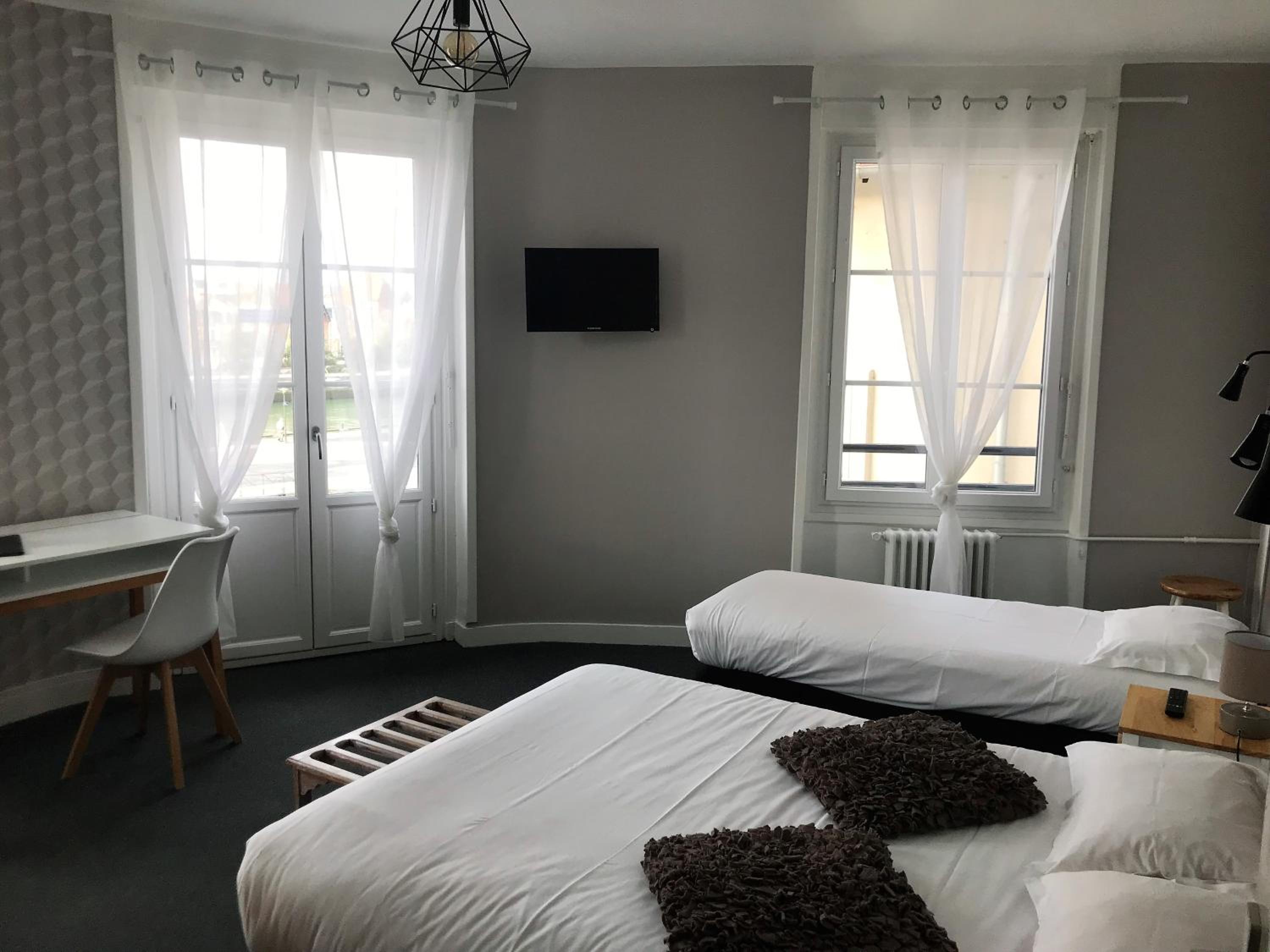 Triple Room - Photo 5