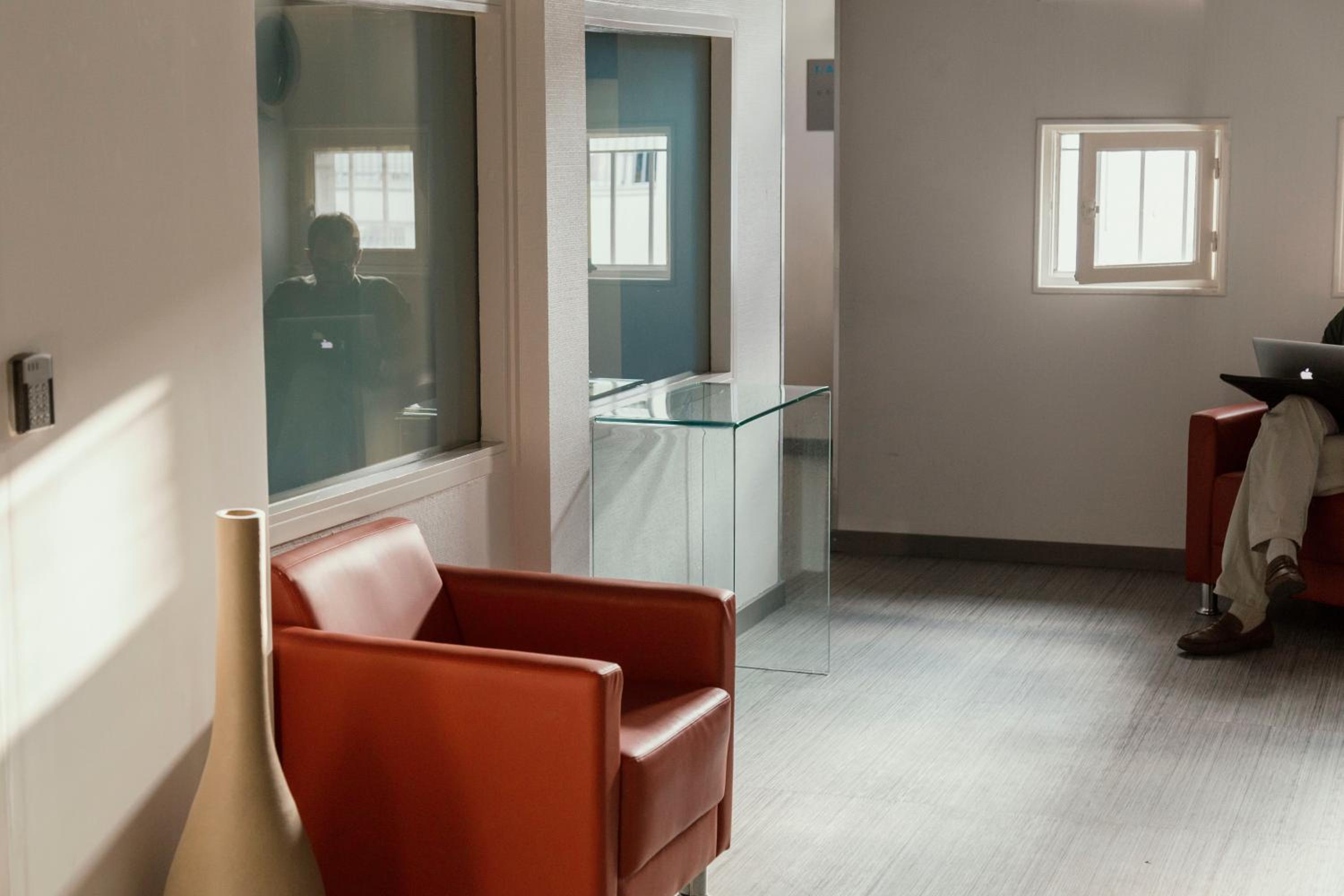 Studio (2 Adults) - Photo 1