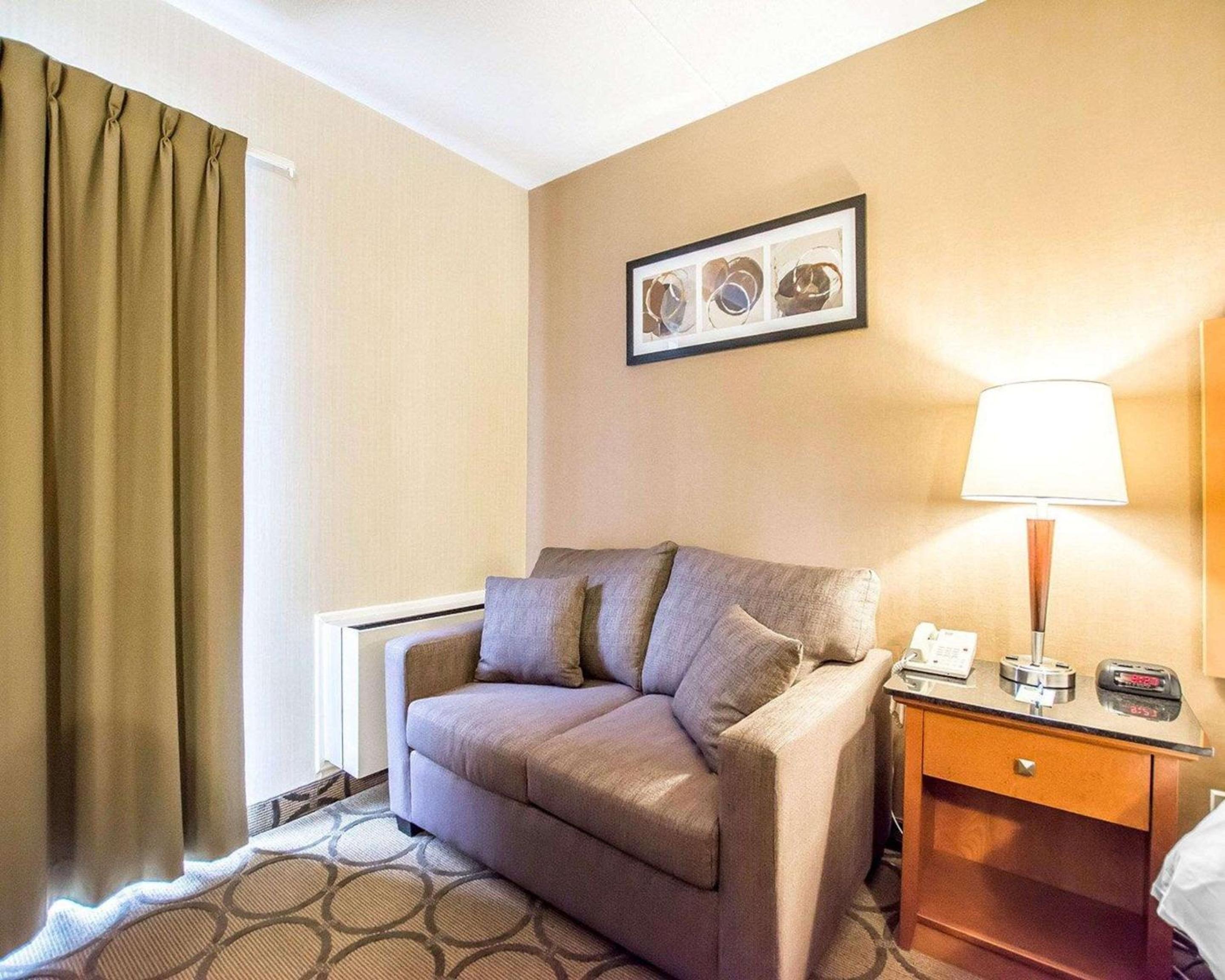 Executive King Room - Ground Floor/Non-Smoking - Photo 4