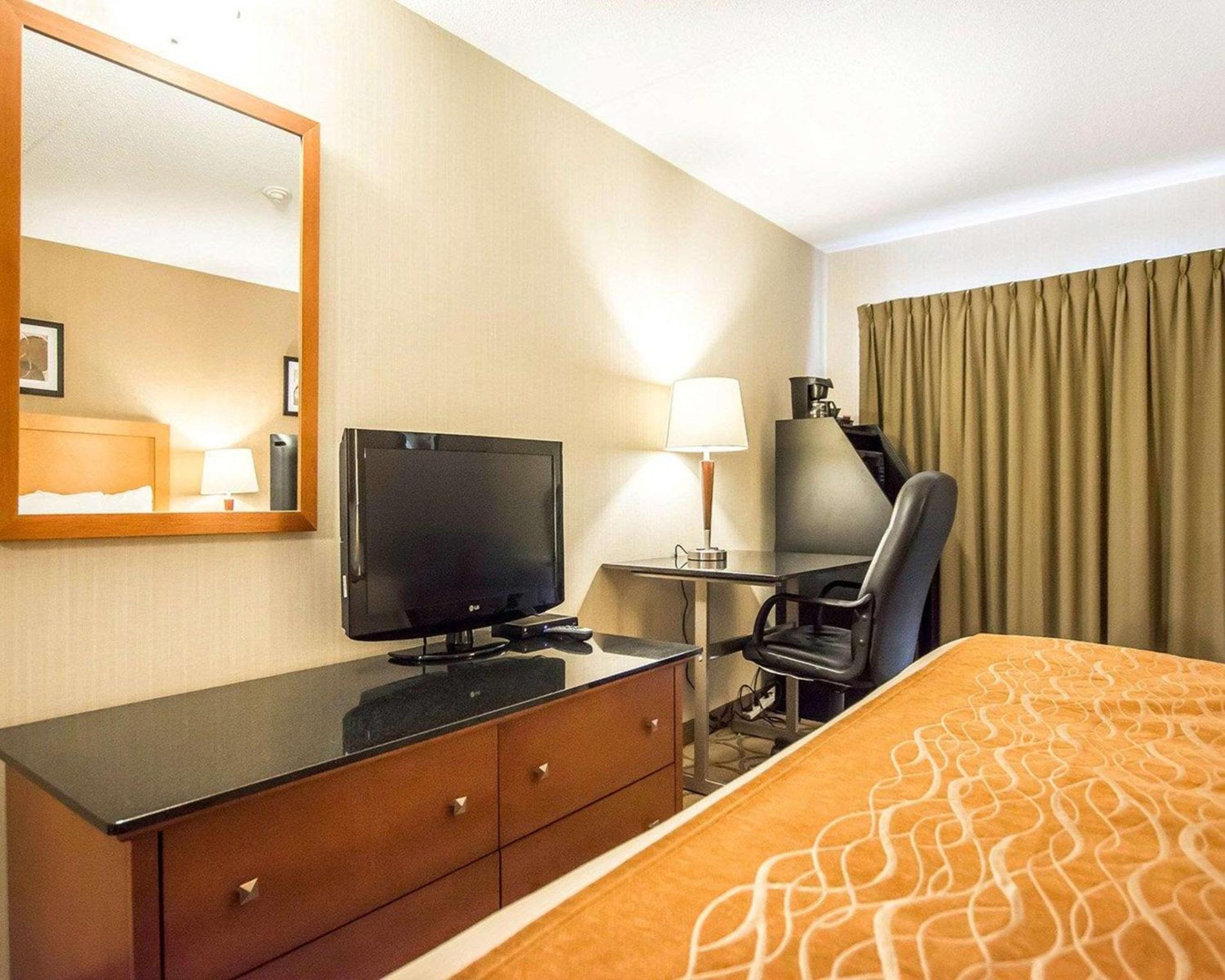 Executive King Room - Ground Floor/Non-Smoking - Photo 5