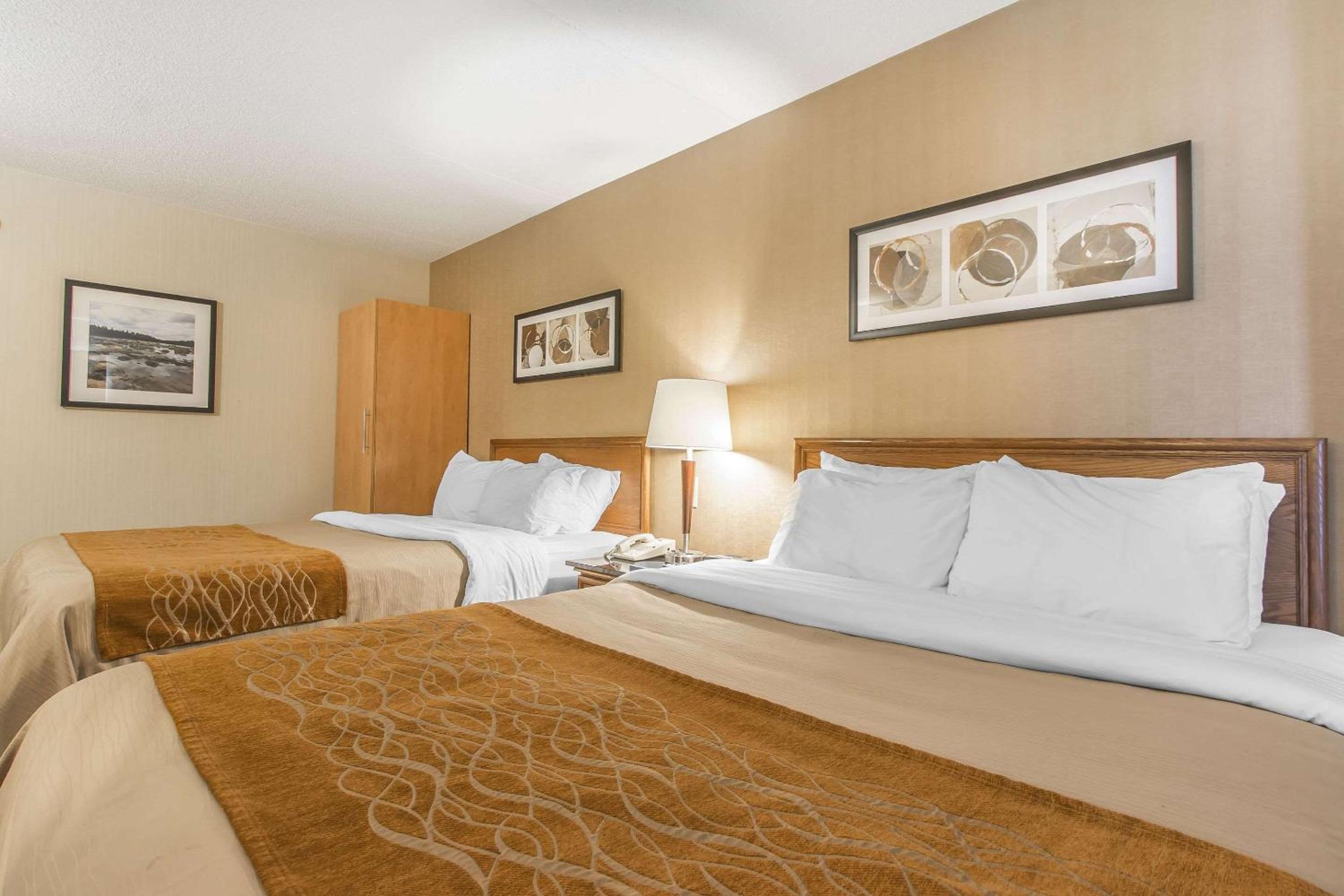 Double Room with Two Double Beds - Non-Smoking - Photo 3