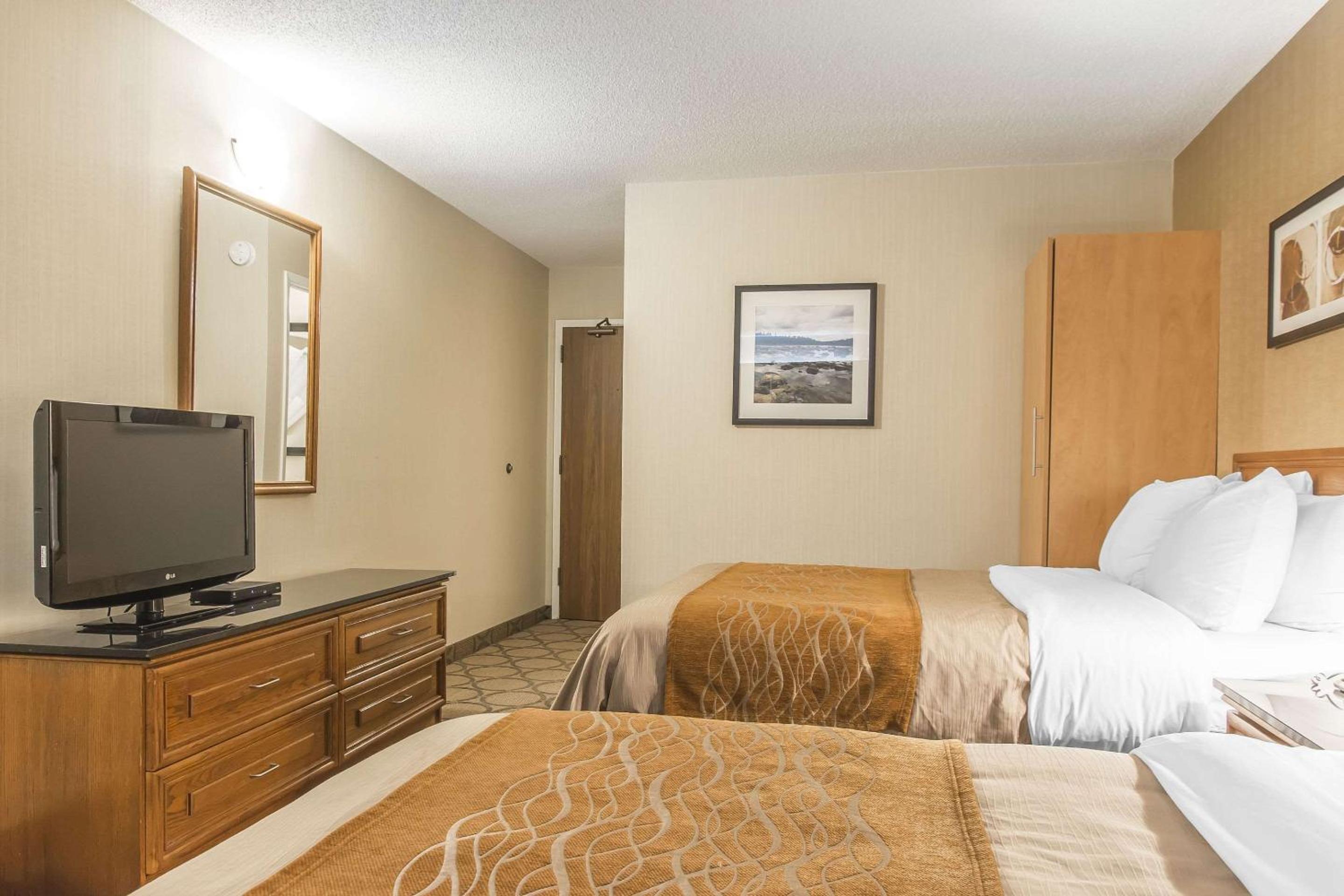 Double Room with Two Double Beds - Non-Smoking - Photo 5