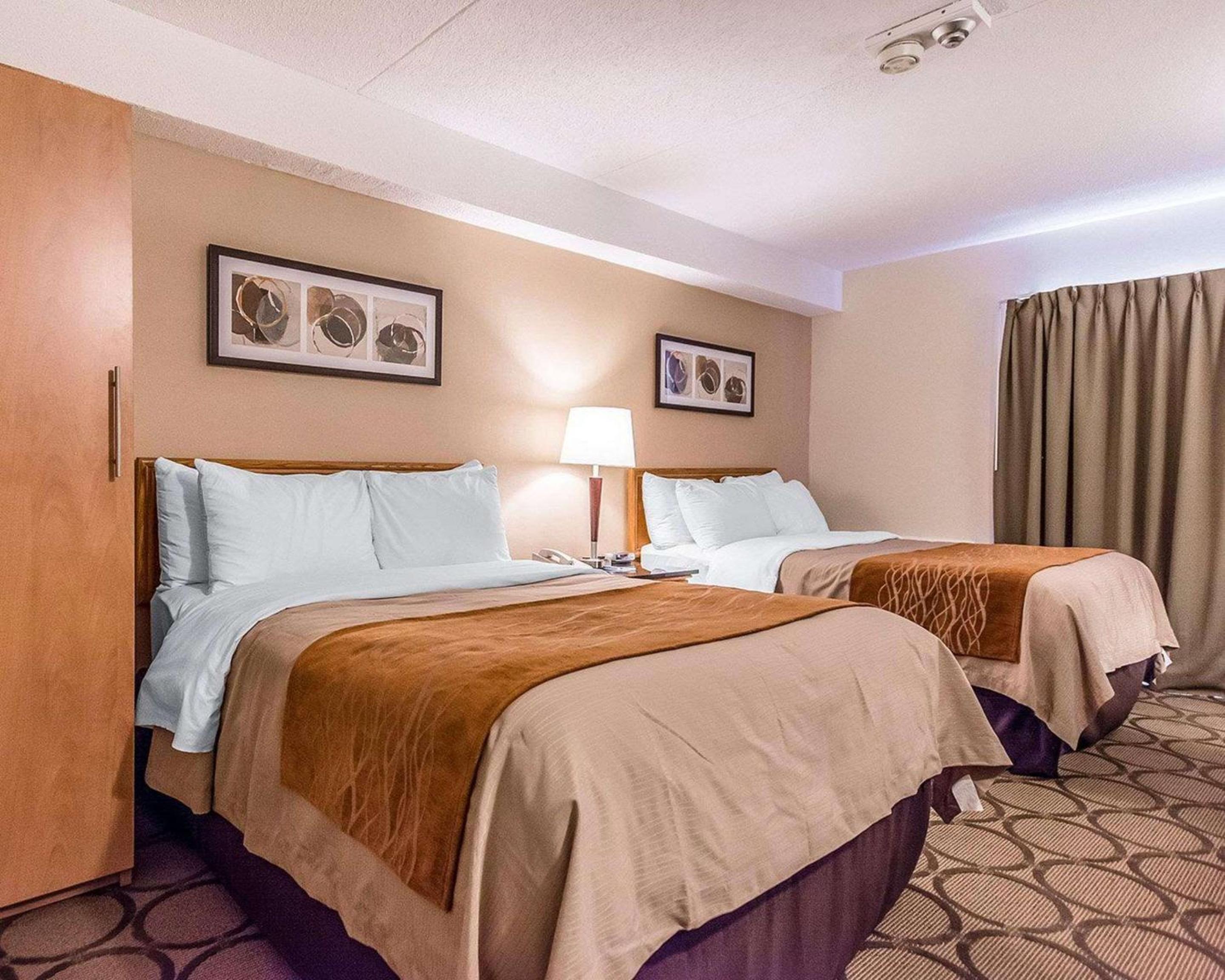 Deluxe Room With Two Double Beds, Ground Floor
