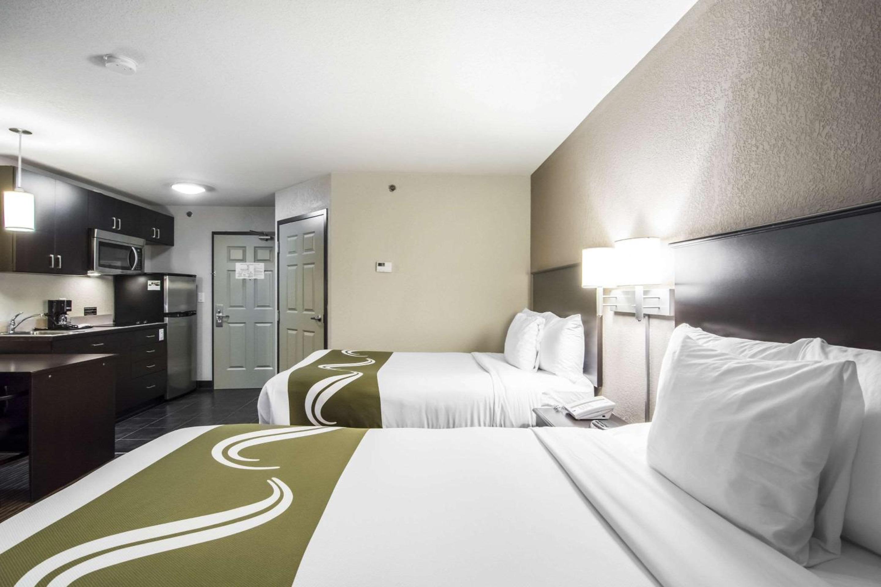 Double Room with Two Double Beds - Non-Smoking - Photo 1
